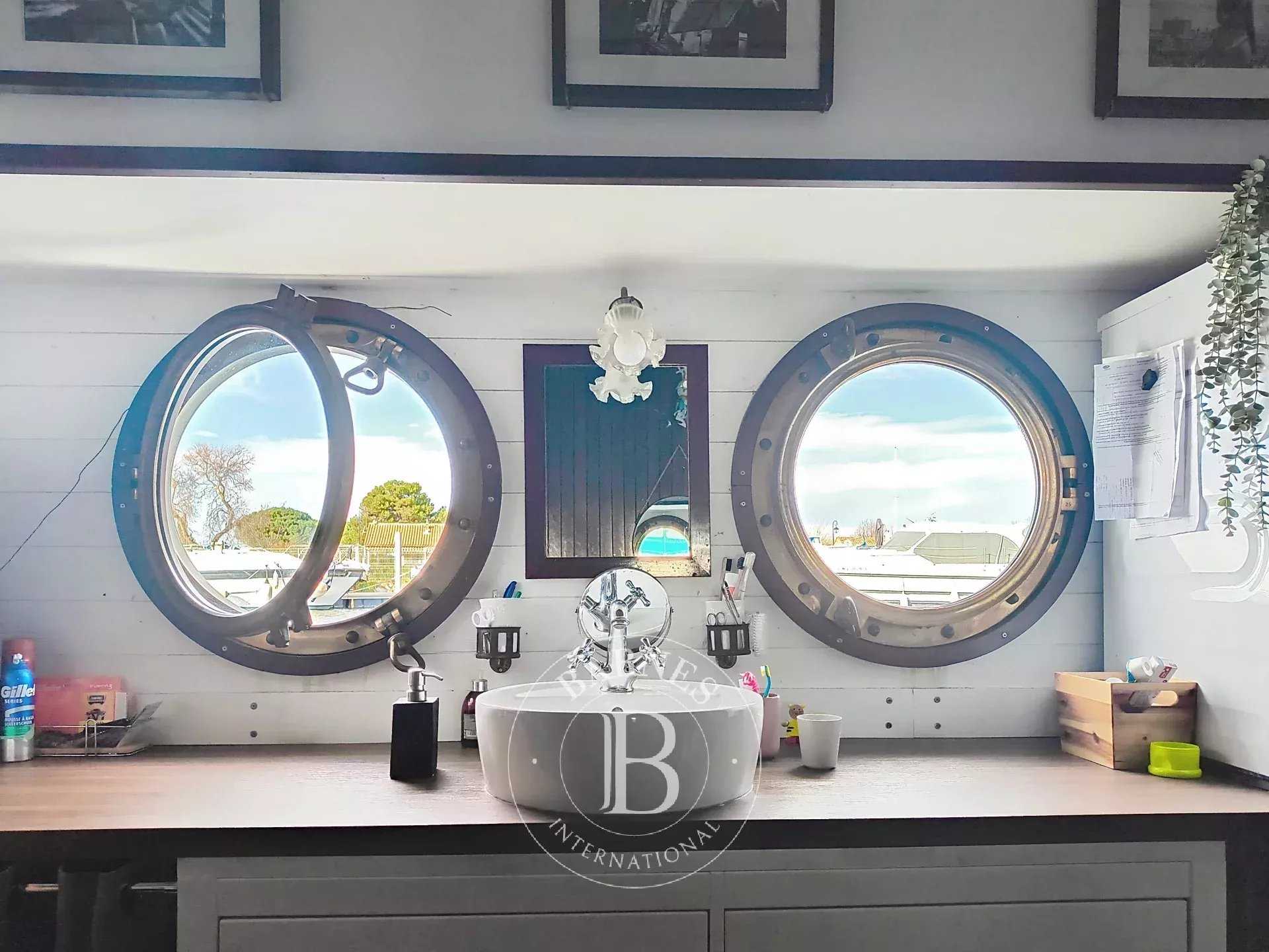 Aigues-Mortes  - Barcaza 