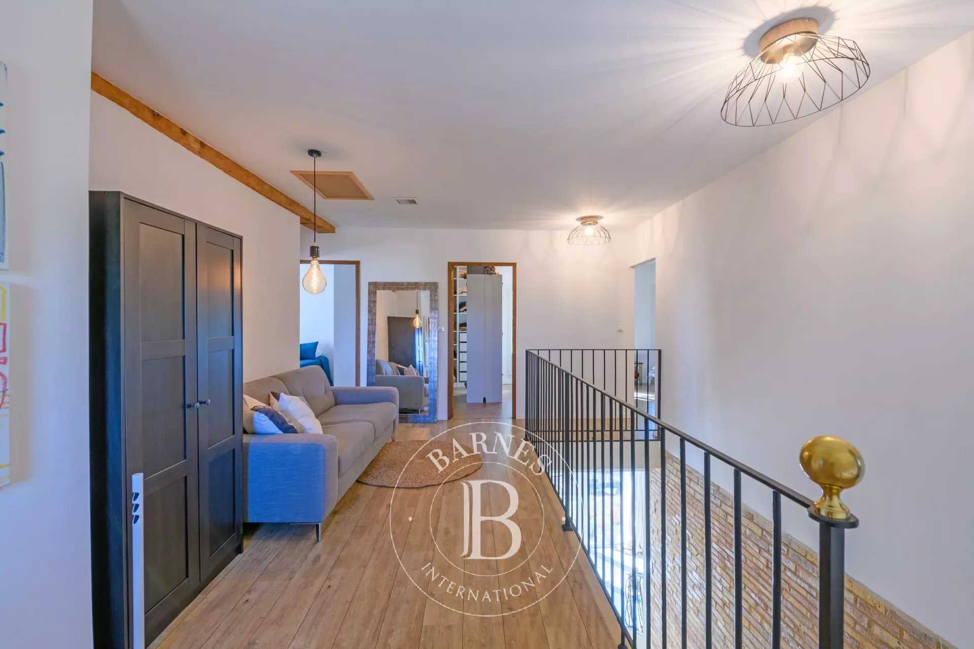 Vénéjan  - House 4 Bedrooms