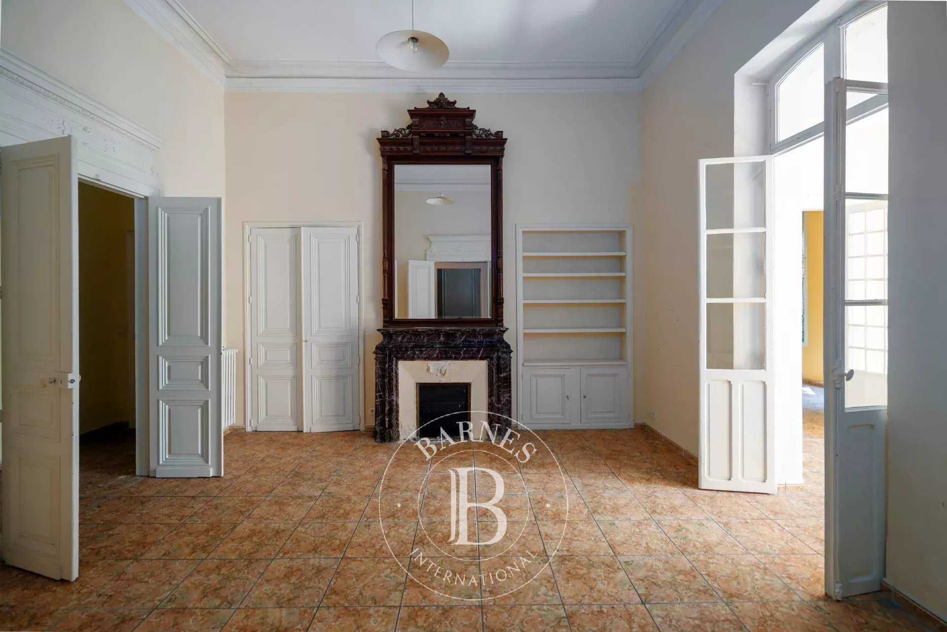 Sète  - Mansion 6 Bedrooms