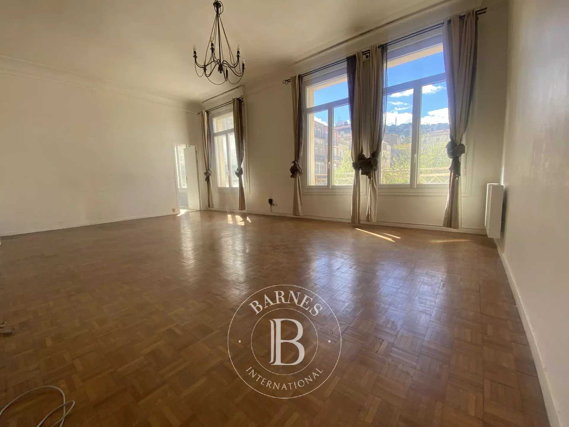 Sète  - Appartement 5 Pi&egrave;ces 3 Chambres