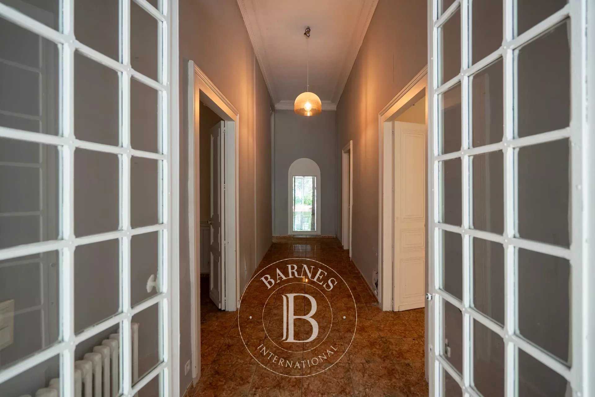 Sète  - Mansion 6 Bedrooms