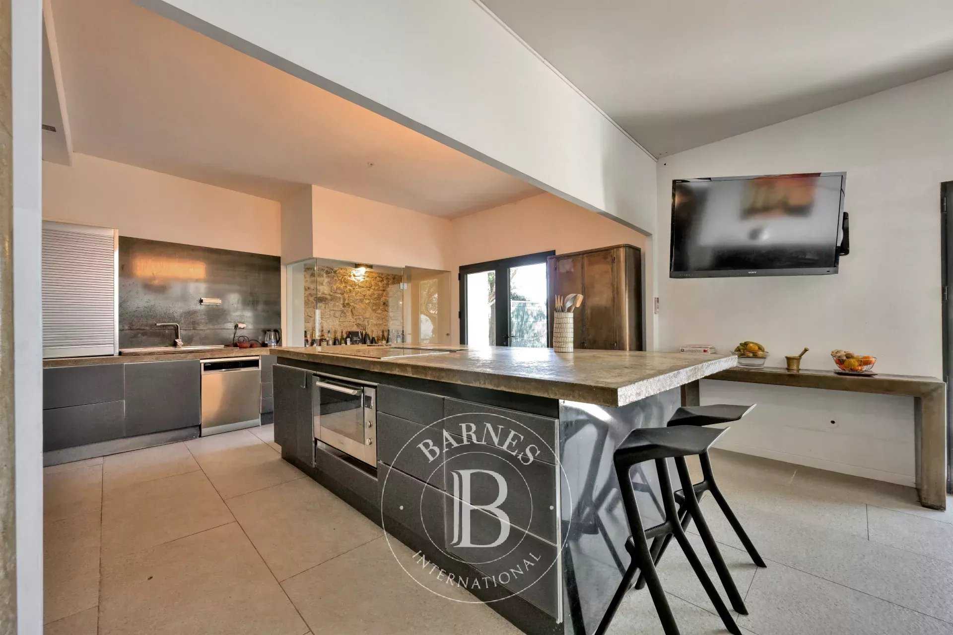 Baillargues  - Maison 8 Pi&egrave;ces 4 Chambres