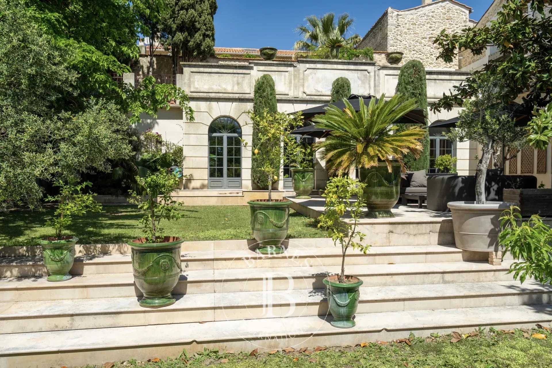 Montpellier  - Property 7 Bedrooms