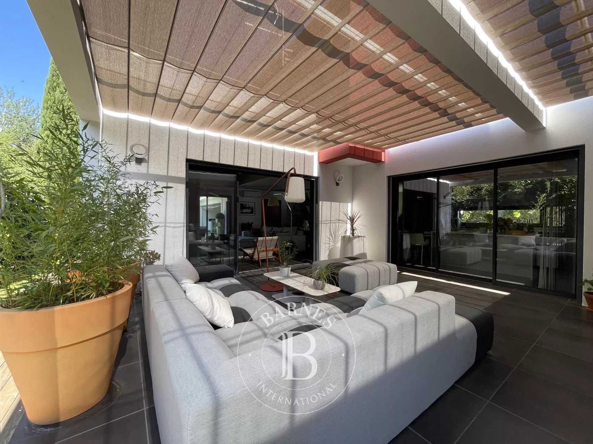 Toulouges  - Villa 5 Bedrooms