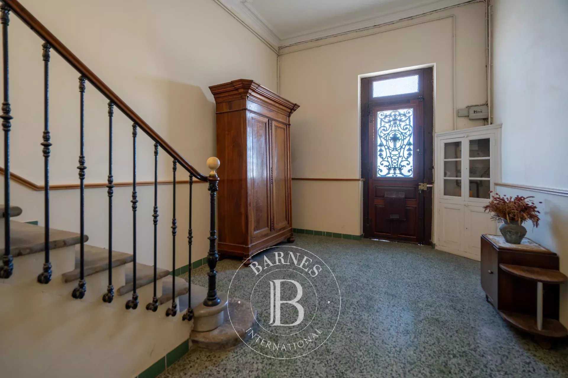 Sète  - Mansion 6 Bedrooms