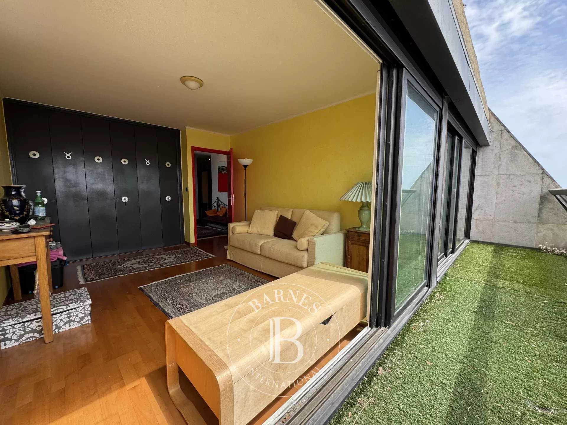 Montpellier  - Appartement 6 Pi&egrave;ces 3 Chambres