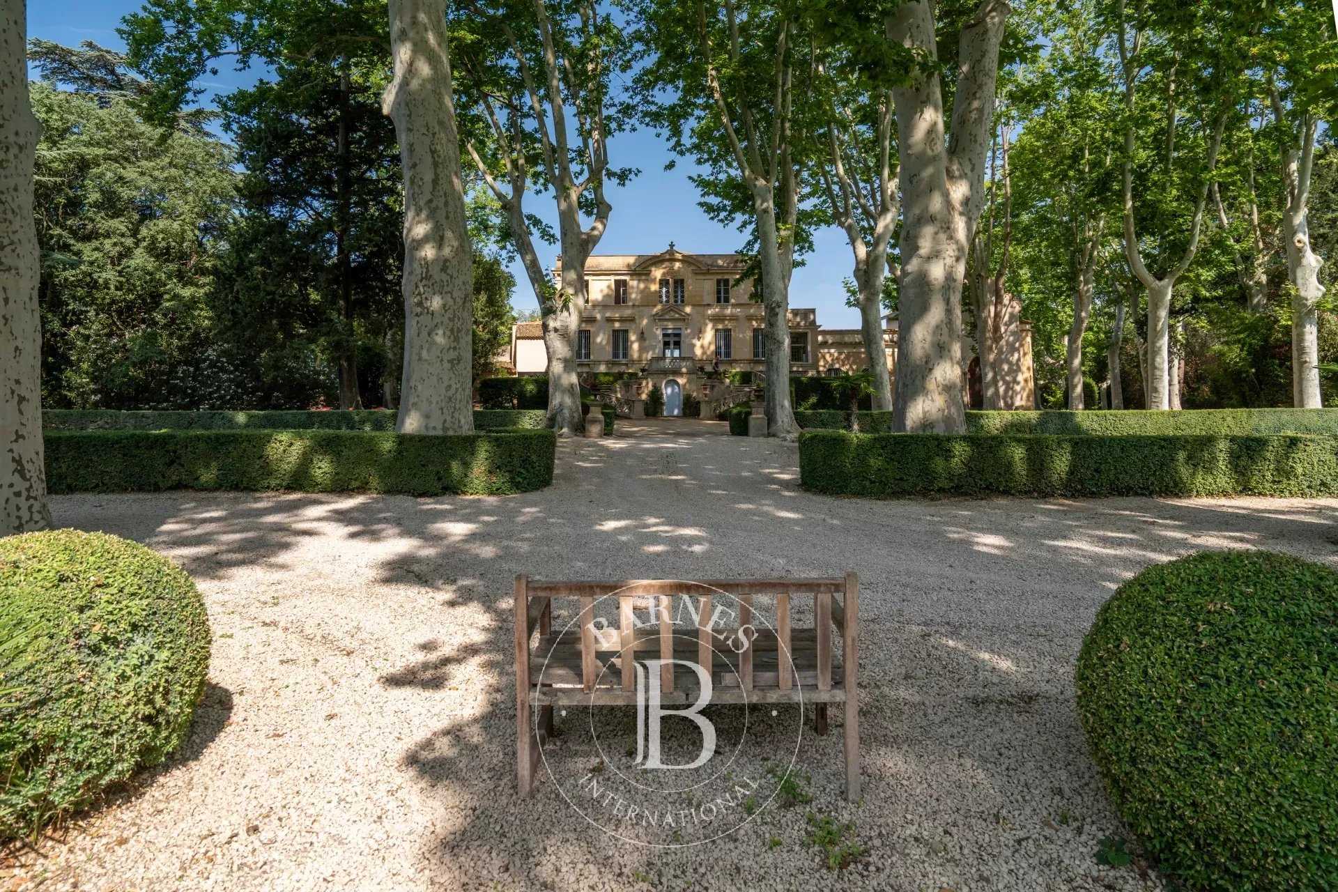 Pézenas  - Propriété 12 Pièces 6 Chambres