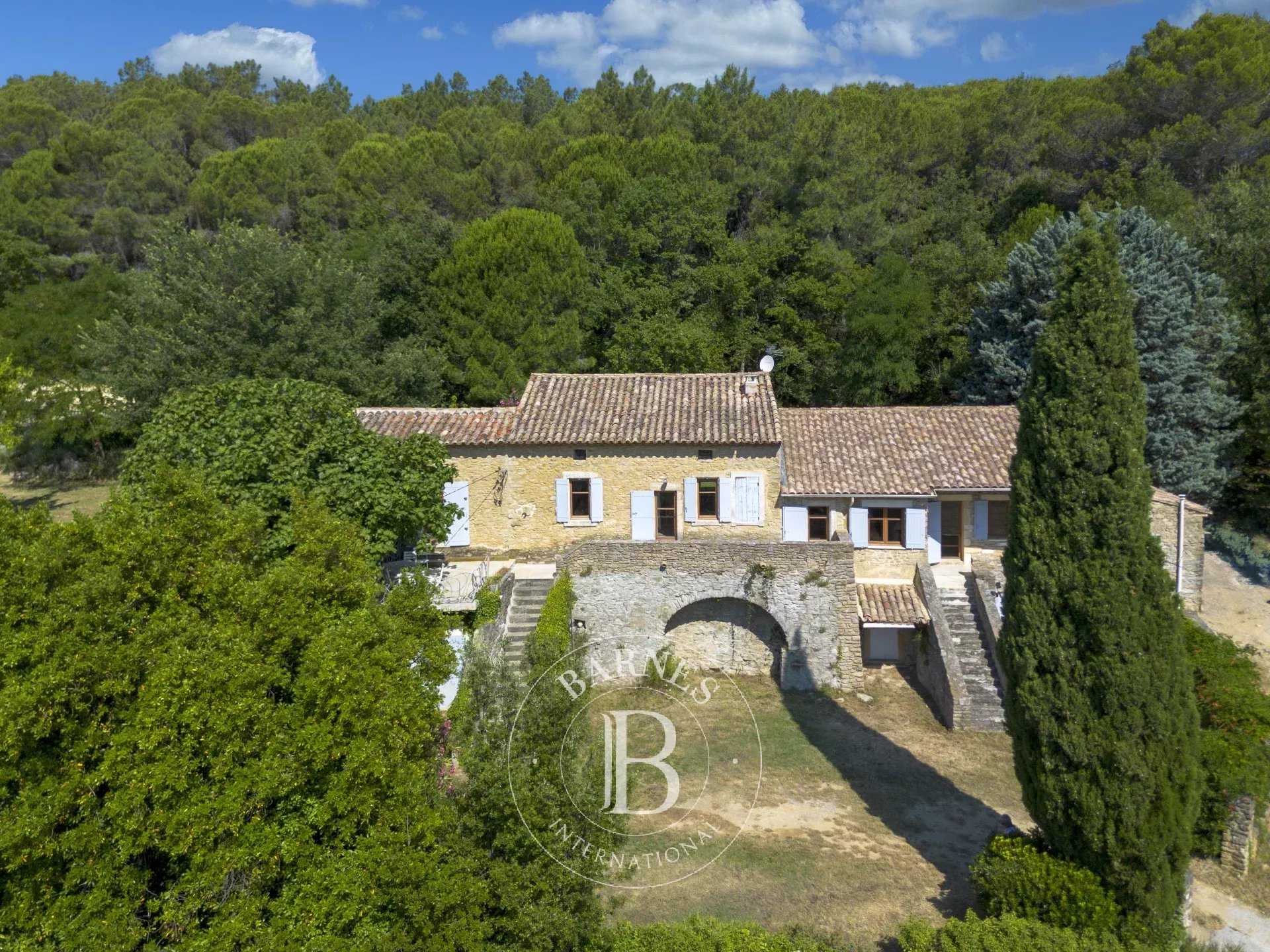 Tresques  - Mas 12 Pièces 6 Chambres