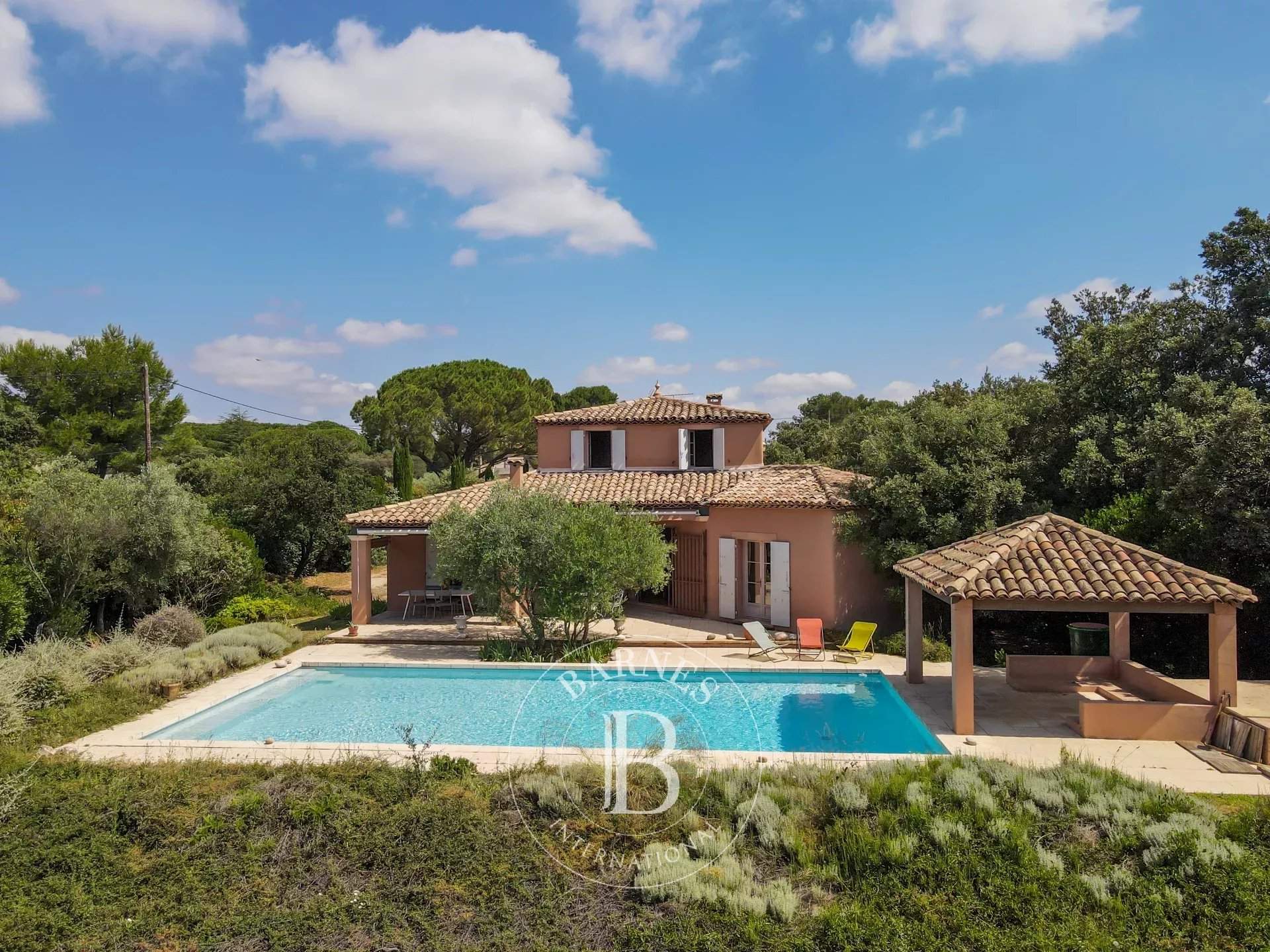 Nîmes  - House 4 Bedrooms - picture 1