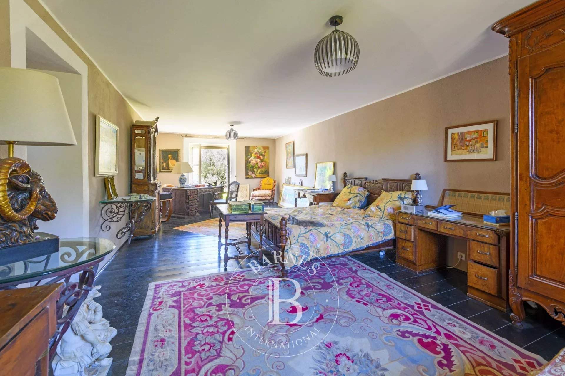 Orange  - Mas 5 Bedrooms - picture 11