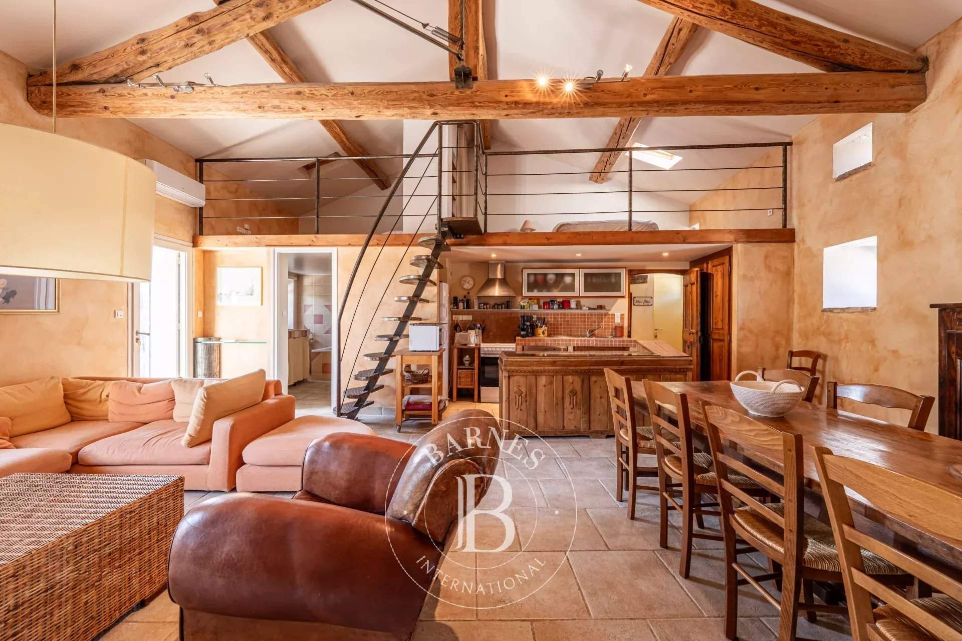 Quissac  - Property 19 Bedrooms - picture 17