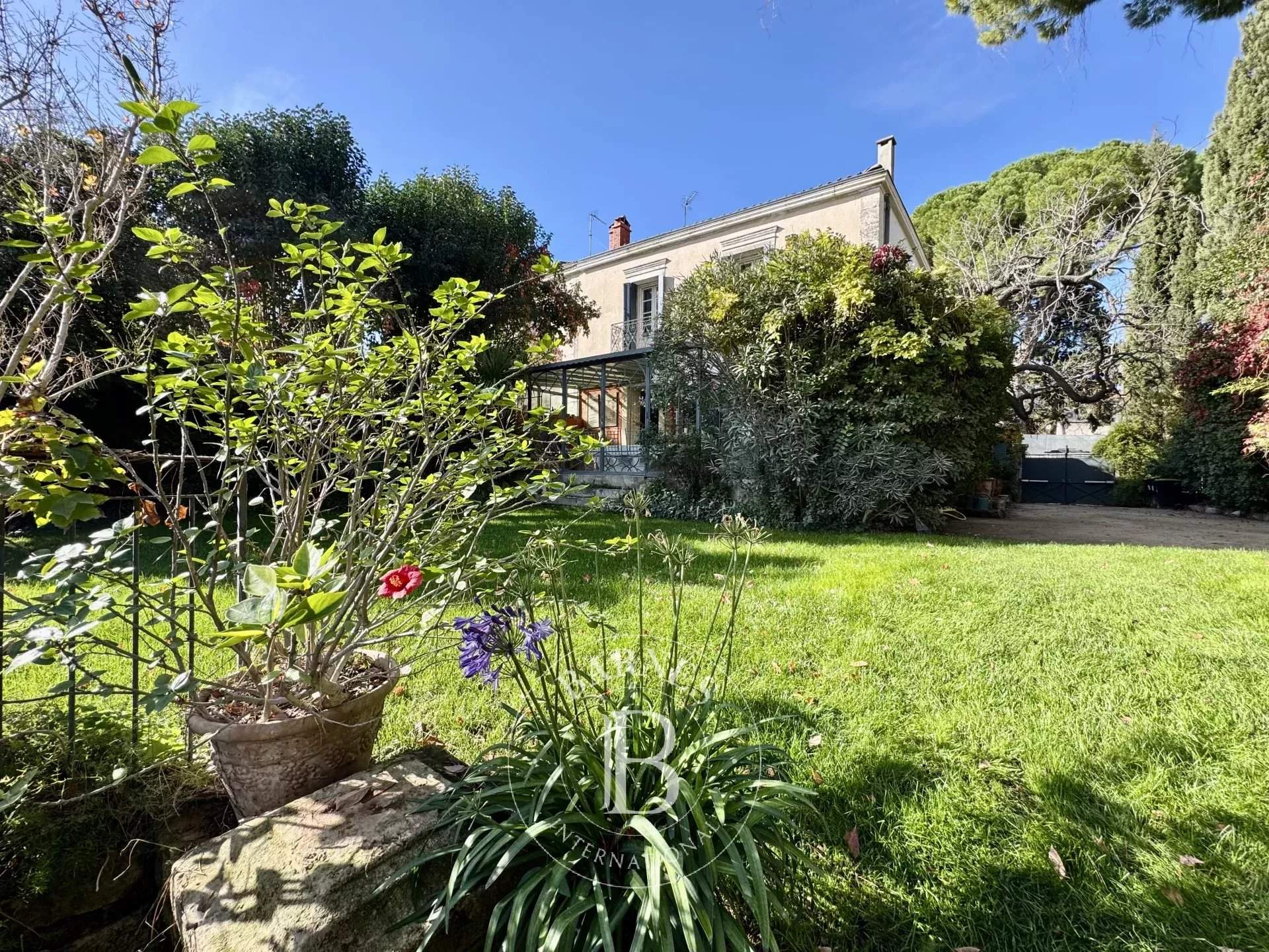 Montpellier  - Maison 6 Pi&egrave;ces 4 Chambres - picture 12