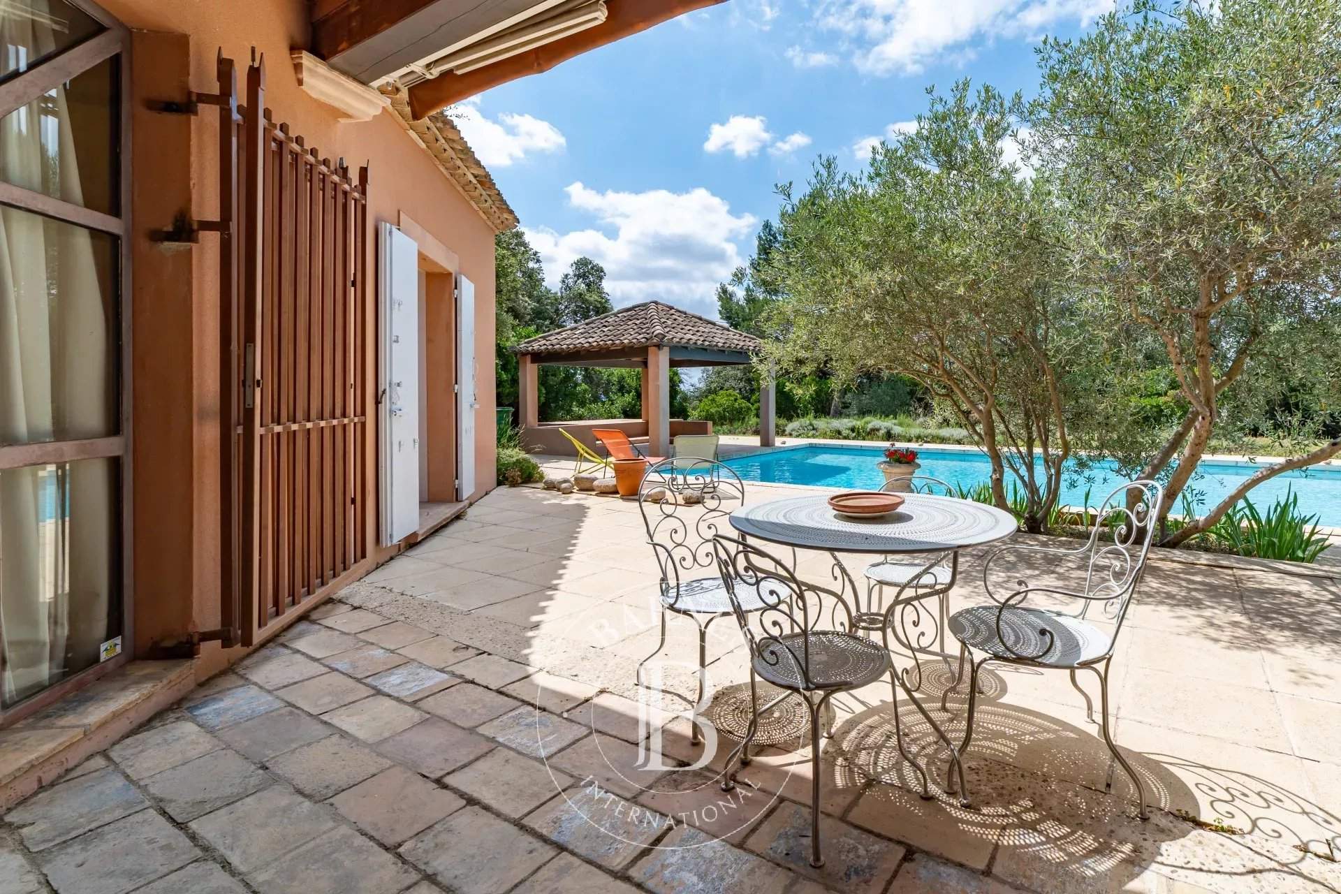 Nîmes  - House 4 Bedrooms - picture 14