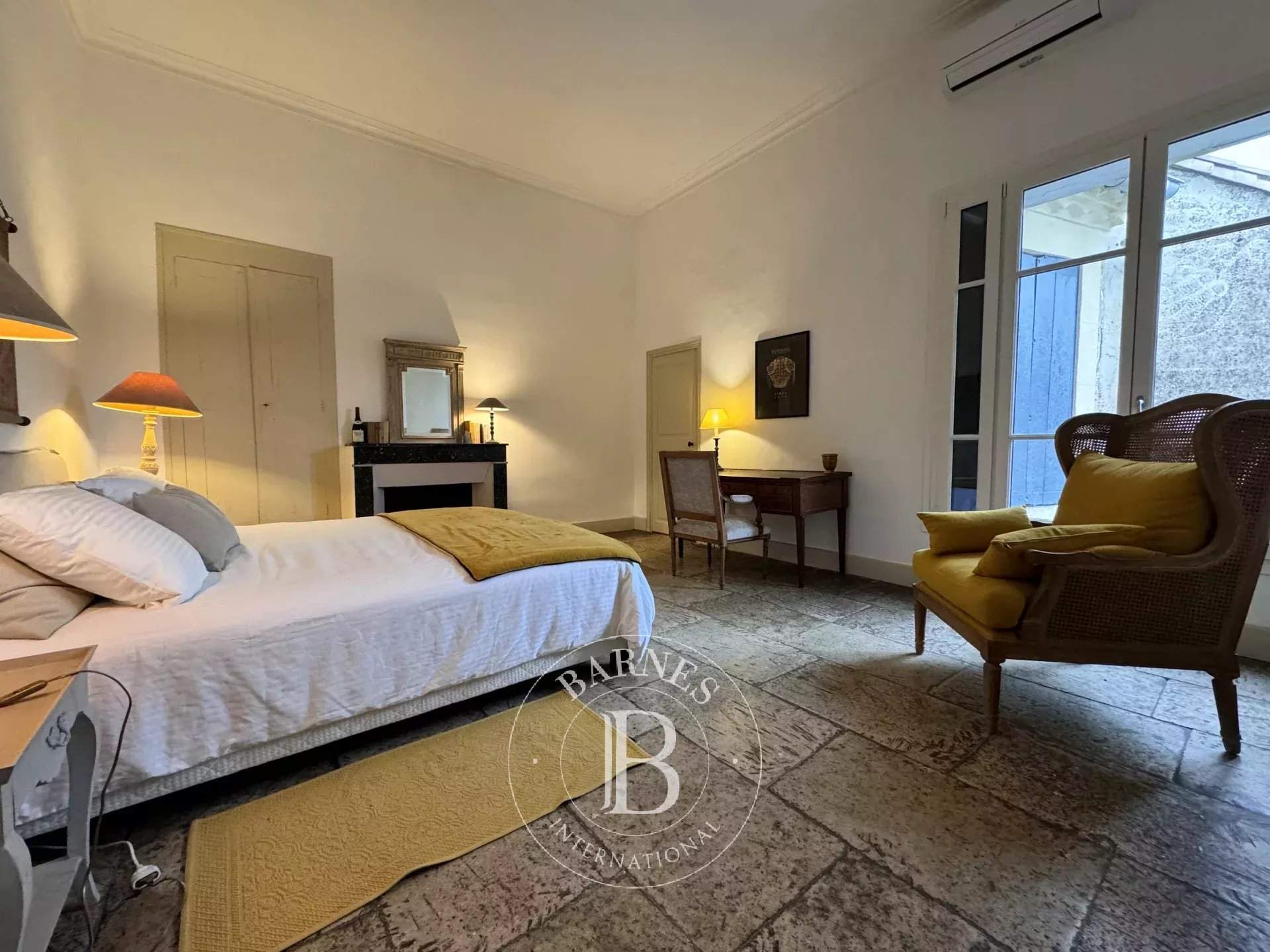 Nîmes  - Maison 10 Pi&egrave;ces 6 Chambres - picture 9