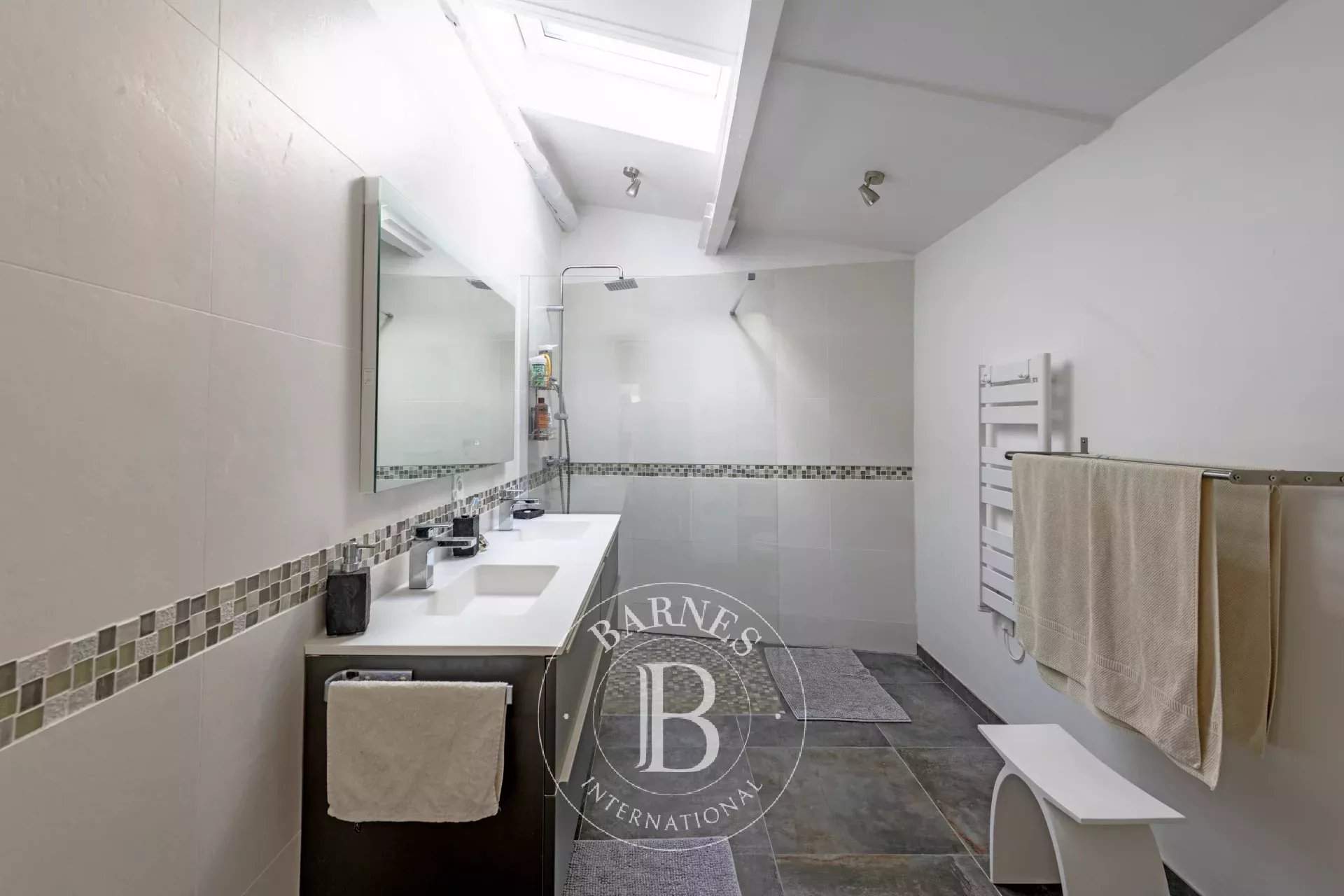 Saint-Jean-de-Fos  - Hostal 15 Cuartos 10 Habitaciones - picture 15