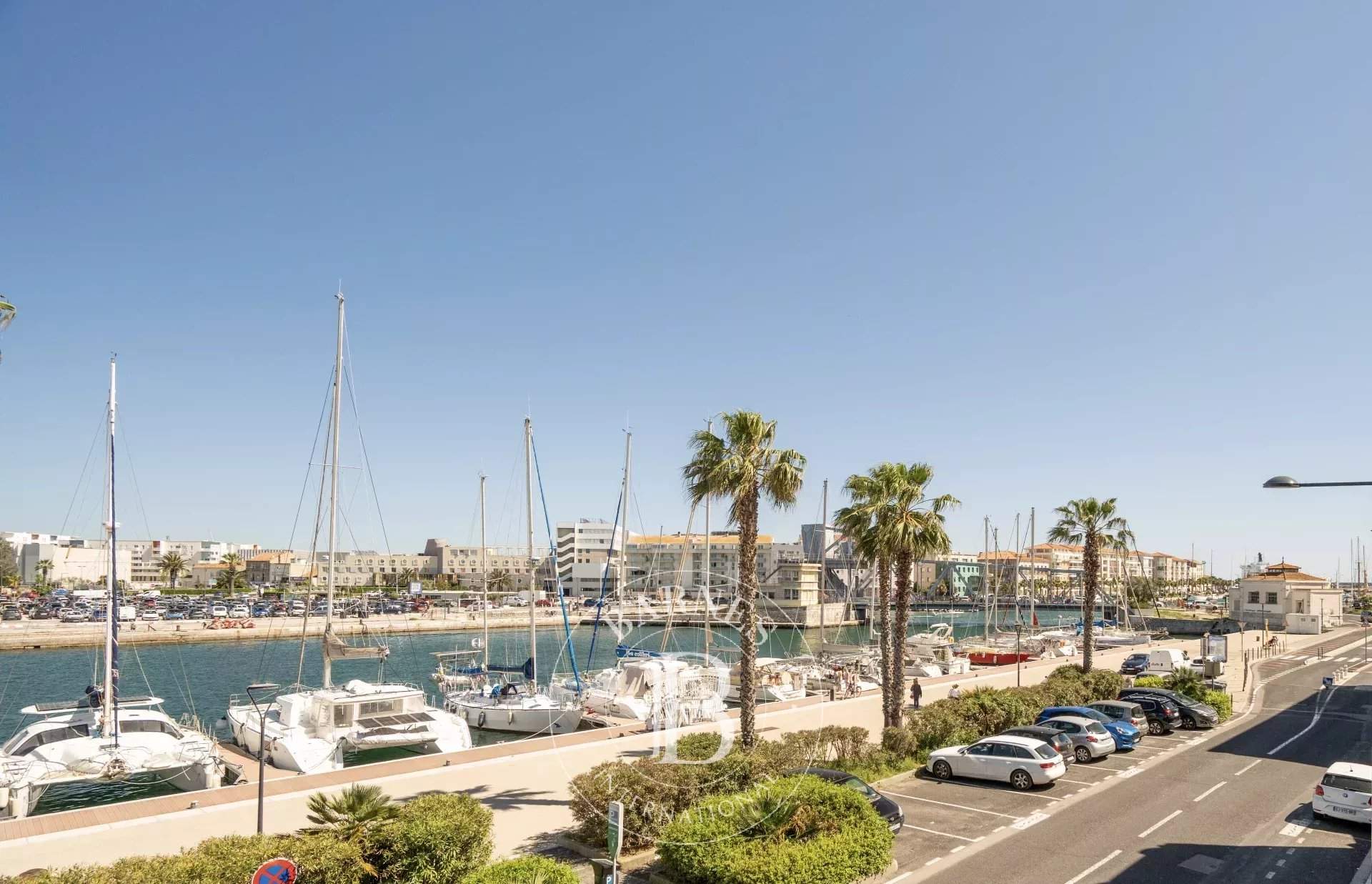 Sète  - Mansion 6 Bedrooms - picture 1