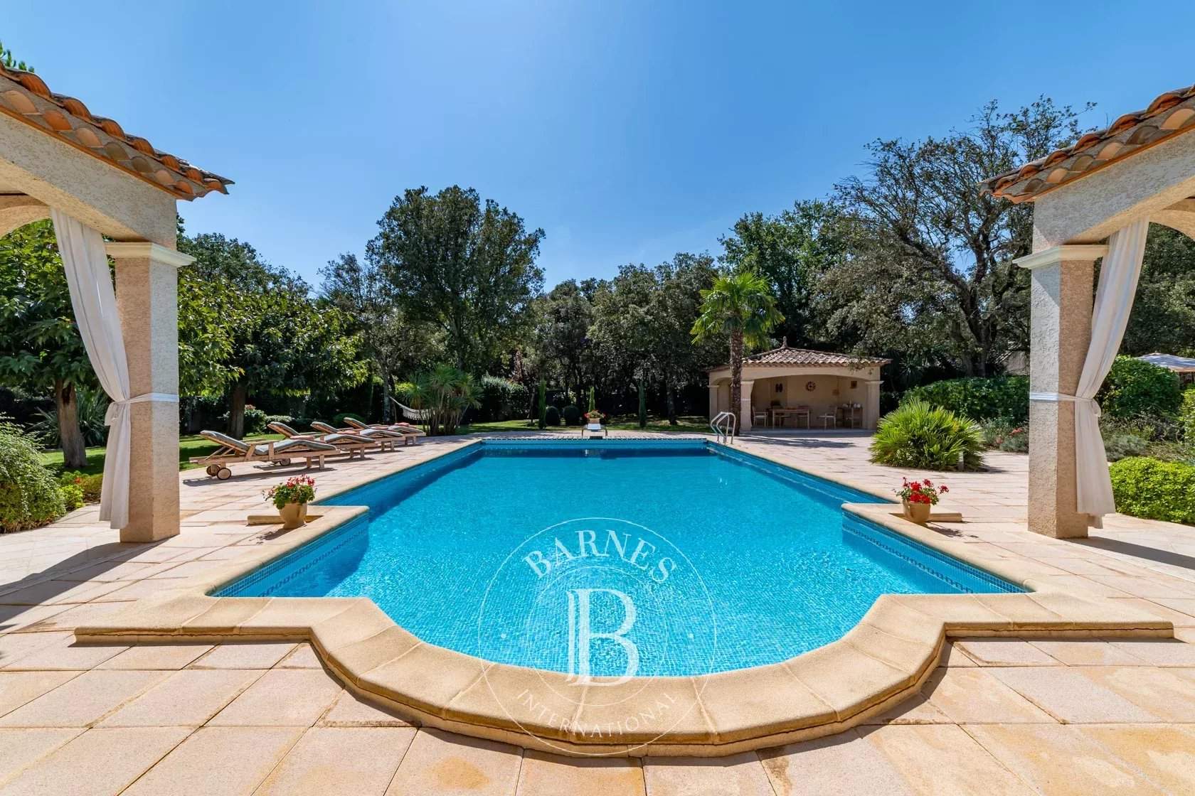 Castries  - Villa 5 Bedrooms - picture 4