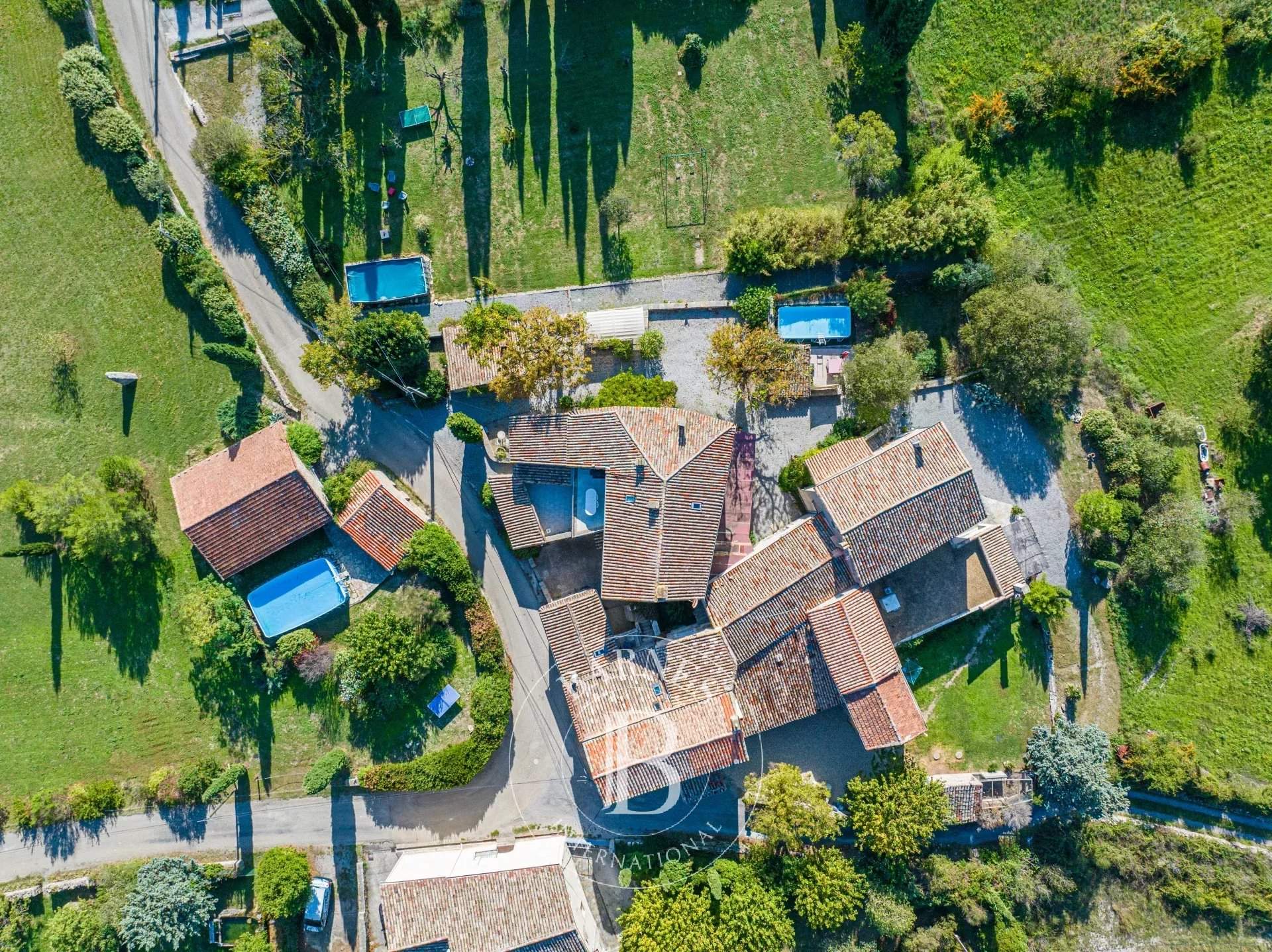 Quissac  - Property 19 Bedrooms - picture 1