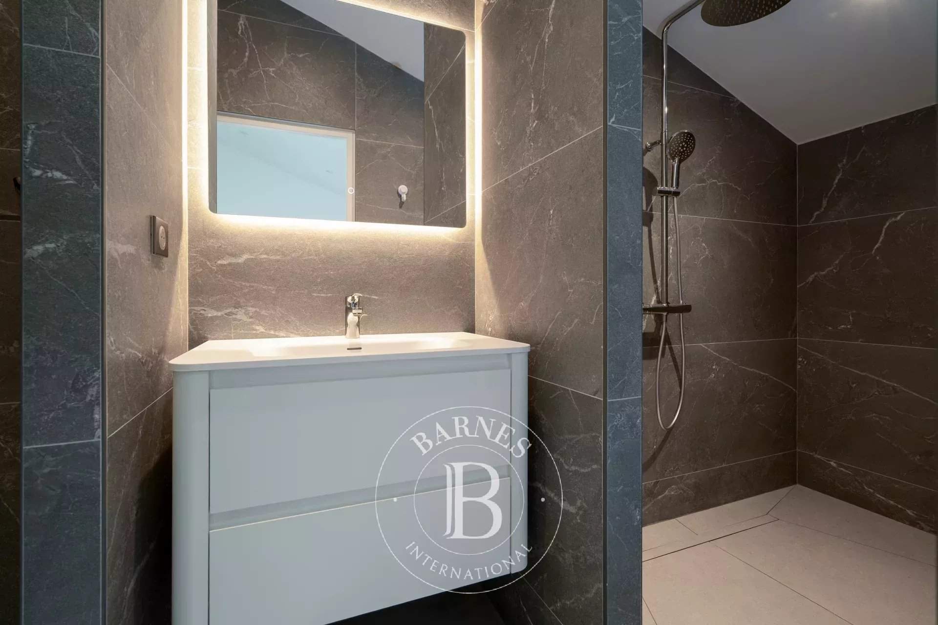 Sète  - Appartement 6 Pi&egrave;ces 4 Chambres - picture 20