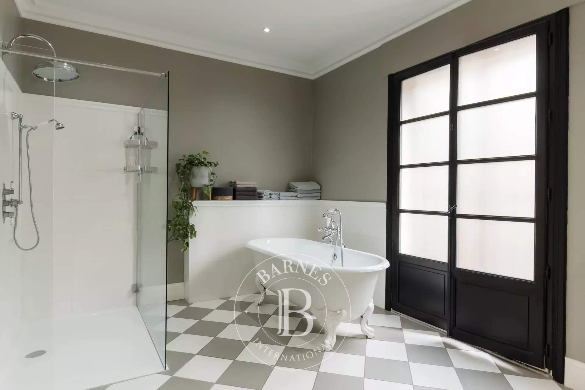 Perpignan  - House 6 Bedrooms - picture 9