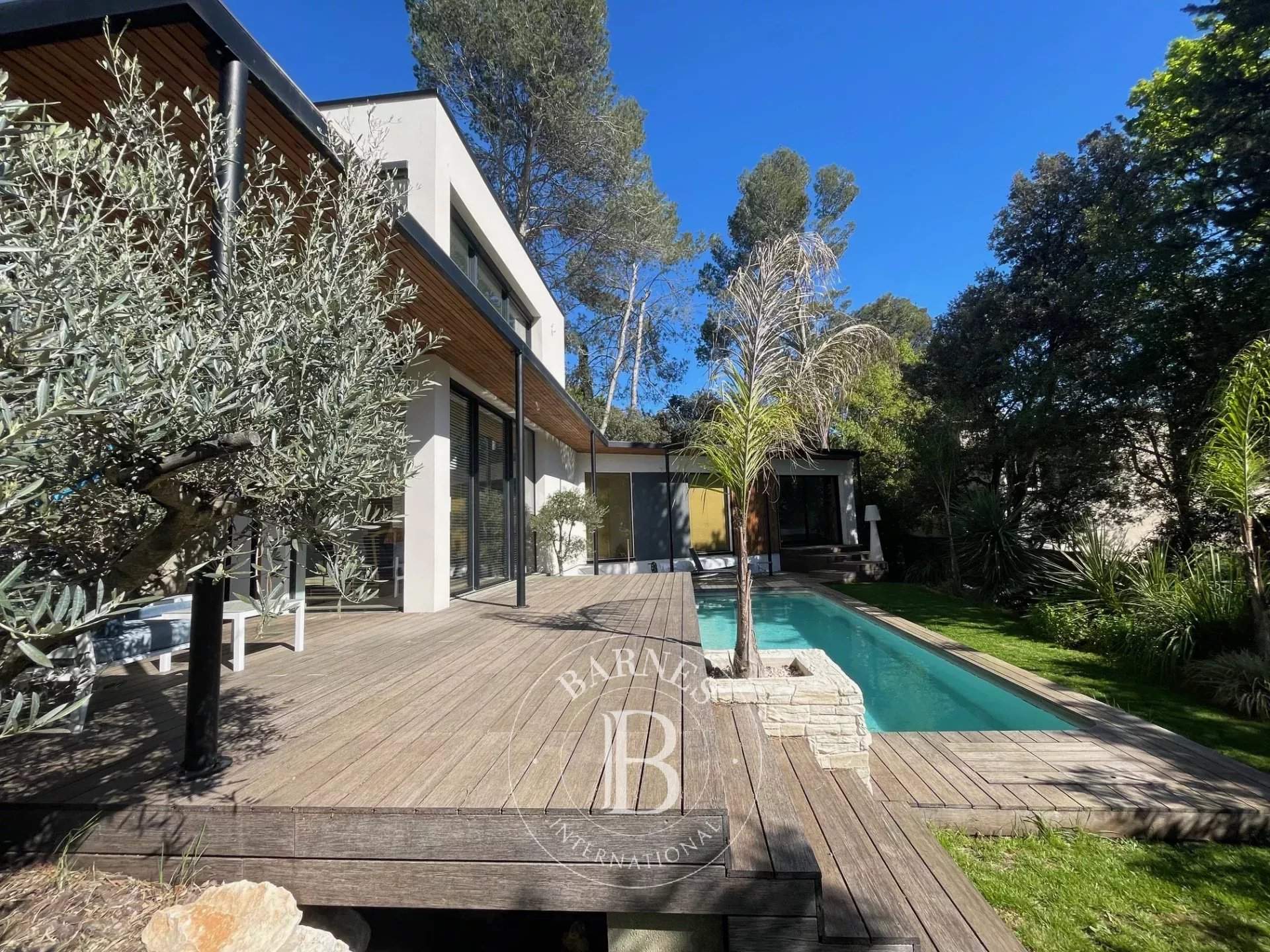 Saint-Gély-du-Fesc  - Maison 8 Pi&egrave;ces 3 Chambres - picture 1