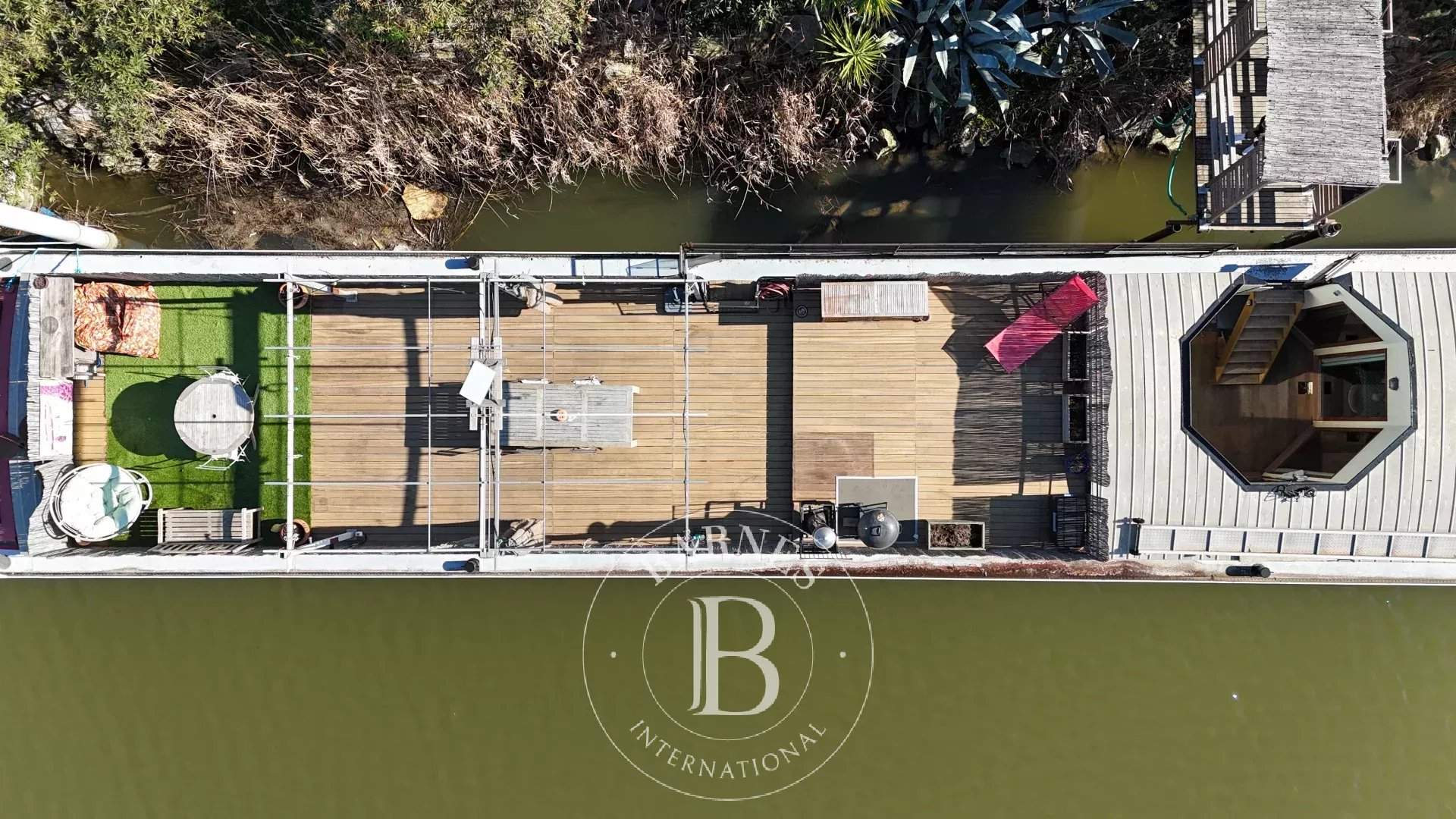 Aigues-Mortes  - Péniche  - picture 1