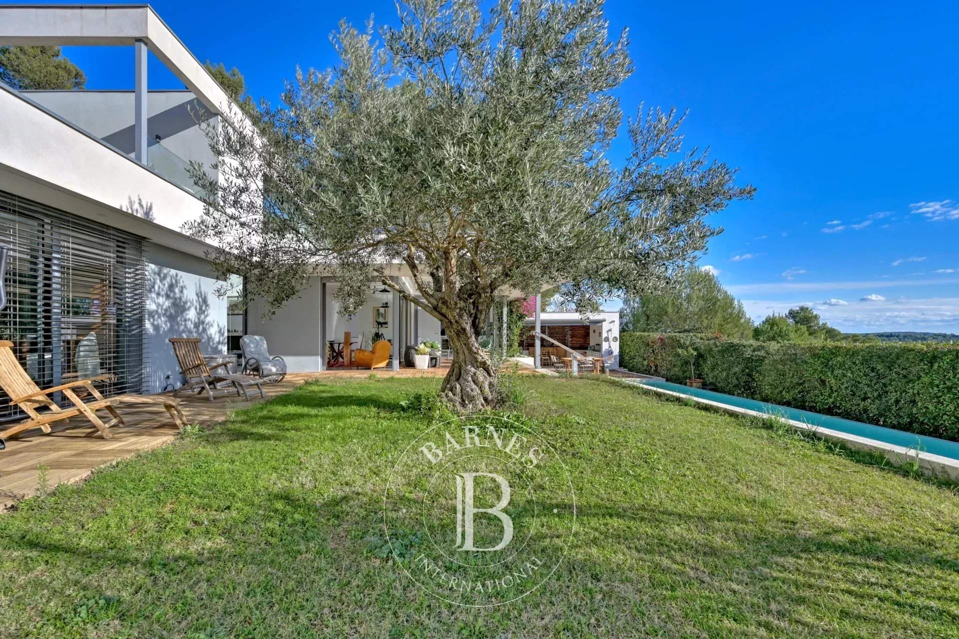 Montpellier  - Maison 5 Pi&egrave;ces 2 Chambres - picture 5