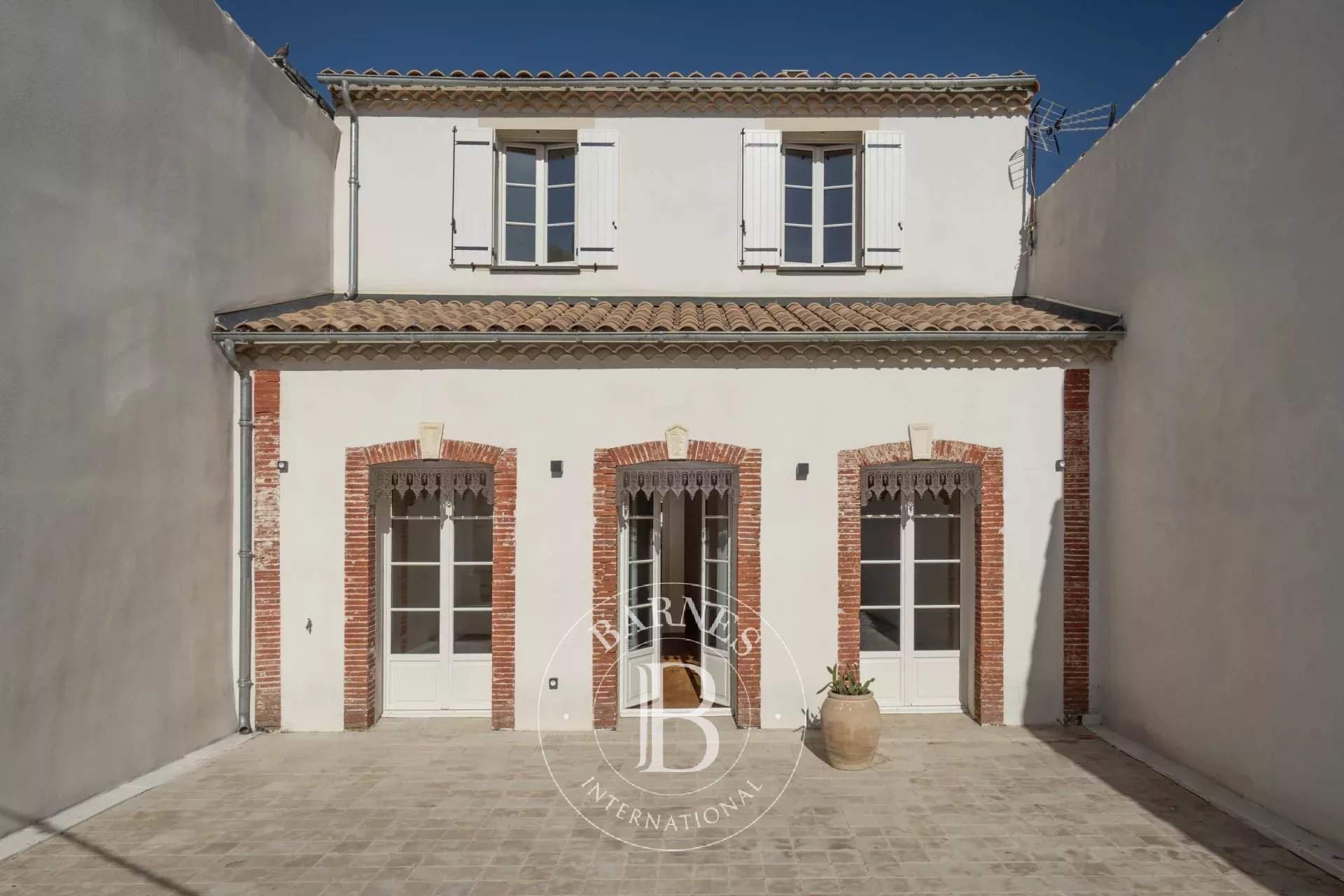 Marseillan  - Maison 7 Pièces 5 Chambres - picture 1