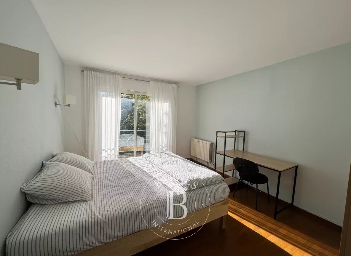 Montpellier  - Maison 9 Pi&egrave;ces 3 Chambres - picture 9