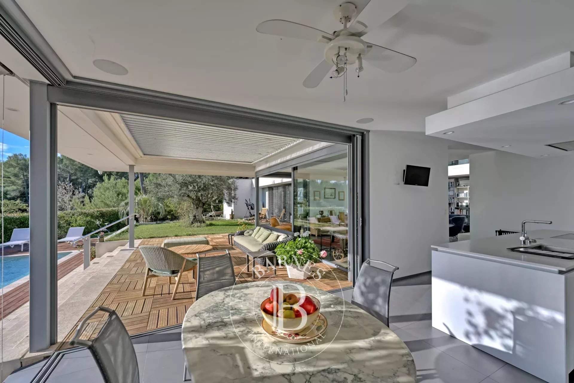 Montpellier  - Maison 5 Pi&egrave;ces 2 Chambres - picture 9