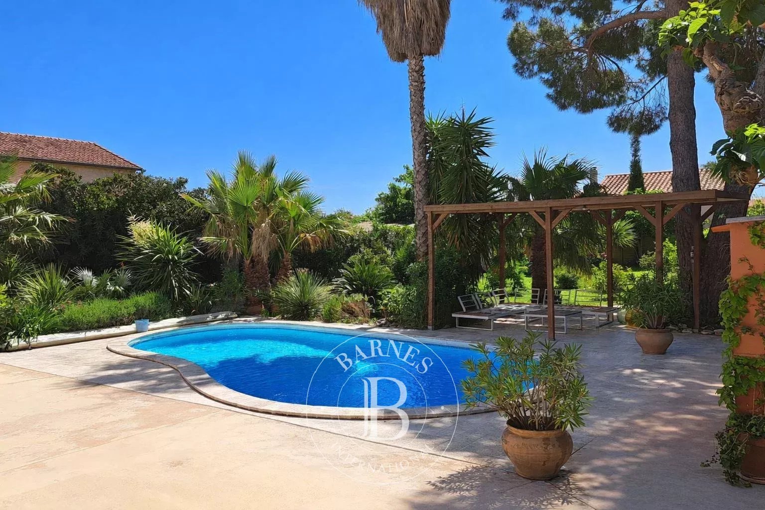 Toulouges  - Maison 7 Pi&egrave;ces 6 Chambres - picture 2