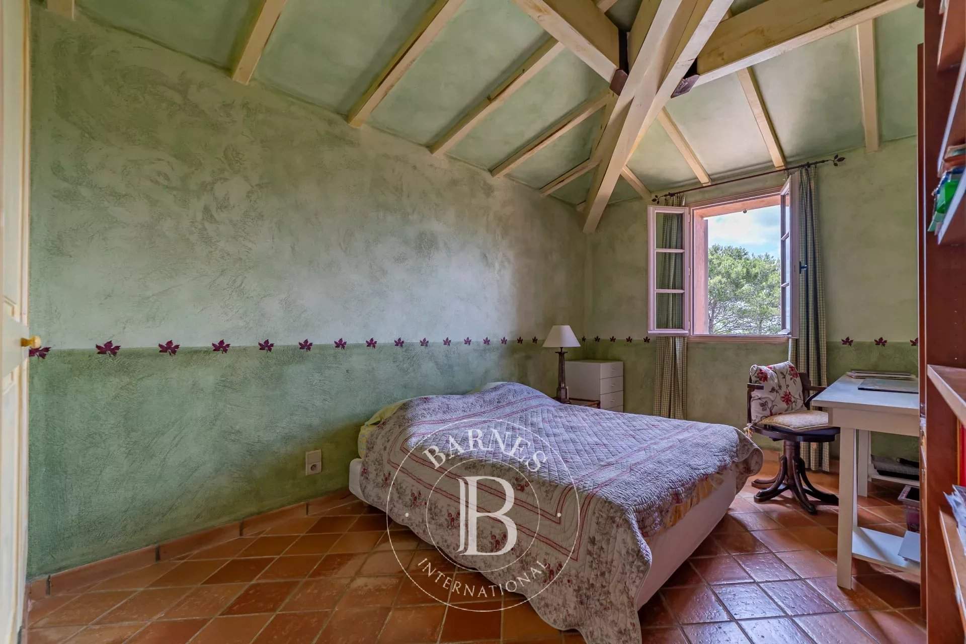 Nîmes  - House 4 Bedrooms - picture 13