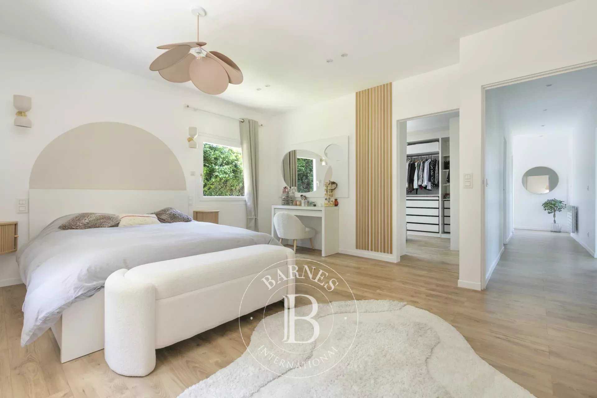 Le Pecq  - Maison 6 Pièces 4 Chambres