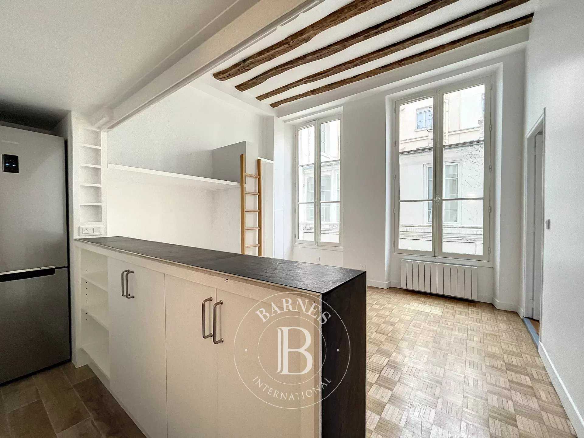 Versailles  - Appartement 3 Pièces 2 Chambres
