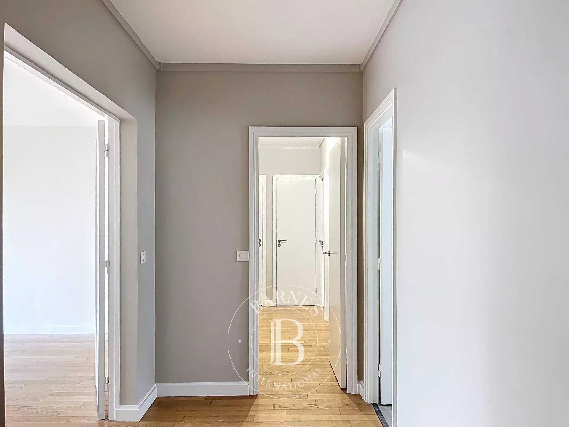 Saint-Germain-en-Laye  - Appartement 4 Pi&egrave;ces 3 Chambres