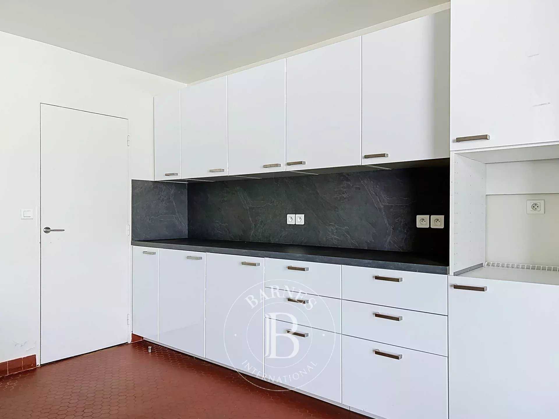 La Celle-Saint-Cloud  - Appartement 4 Pi&egrave;ces 3 Chambres