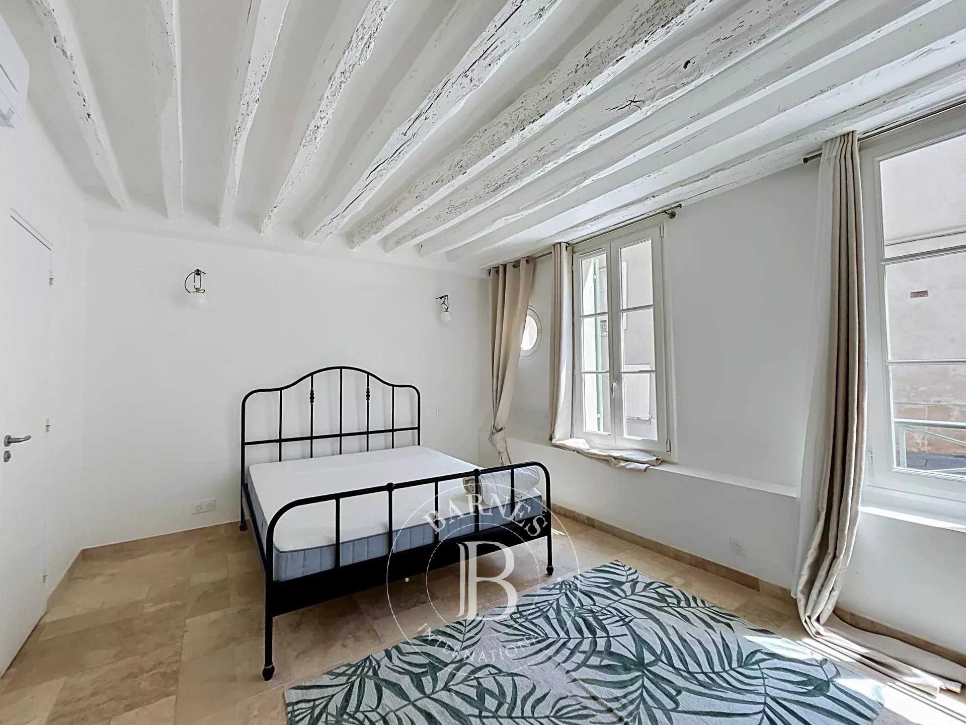 Le Pecq  - Maison de ville 5 Pi&egrave;ces 3 Chambres