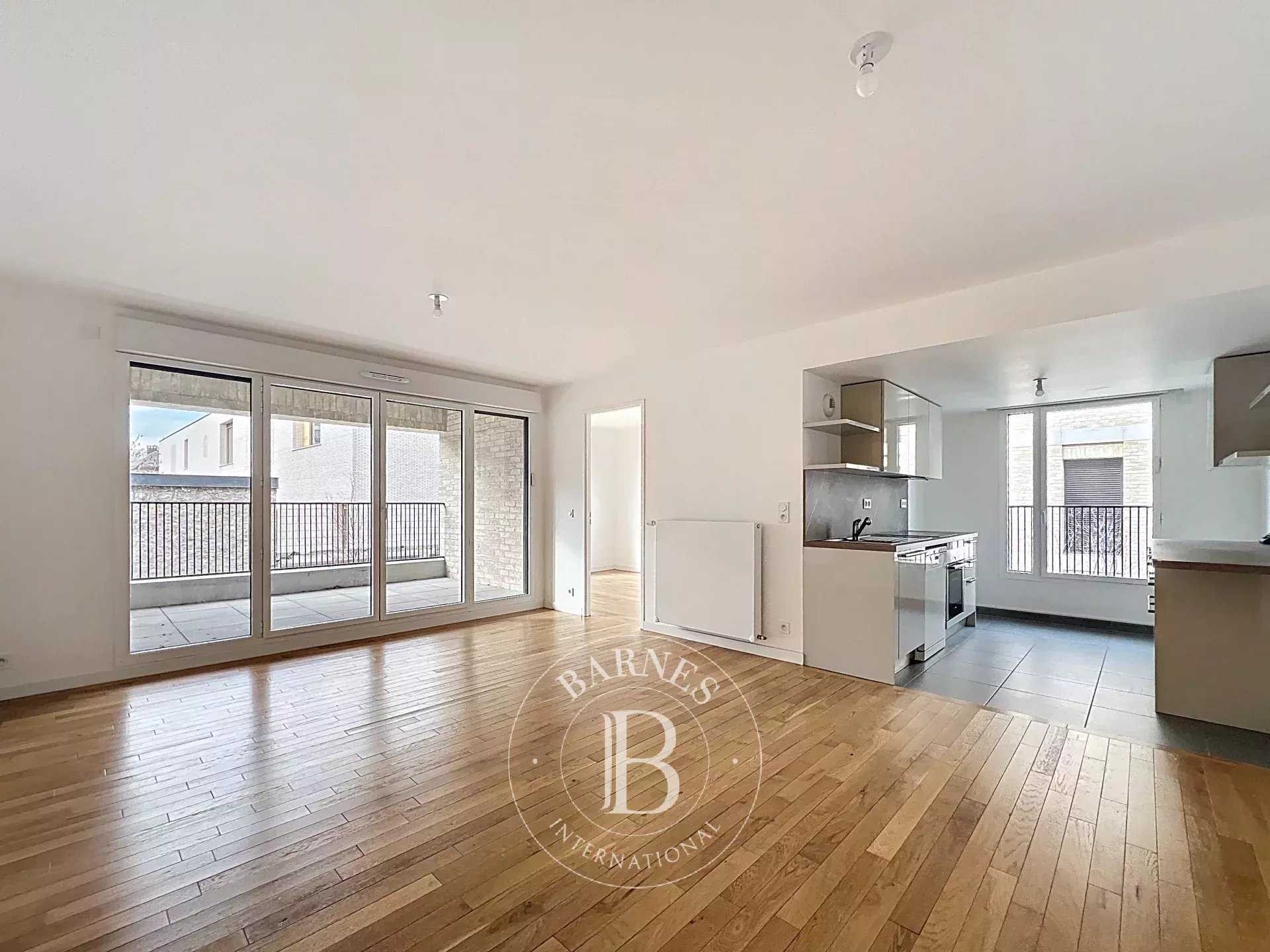 Versailles  - Appartement 4 Pi&egrave;ces 3 Chambres