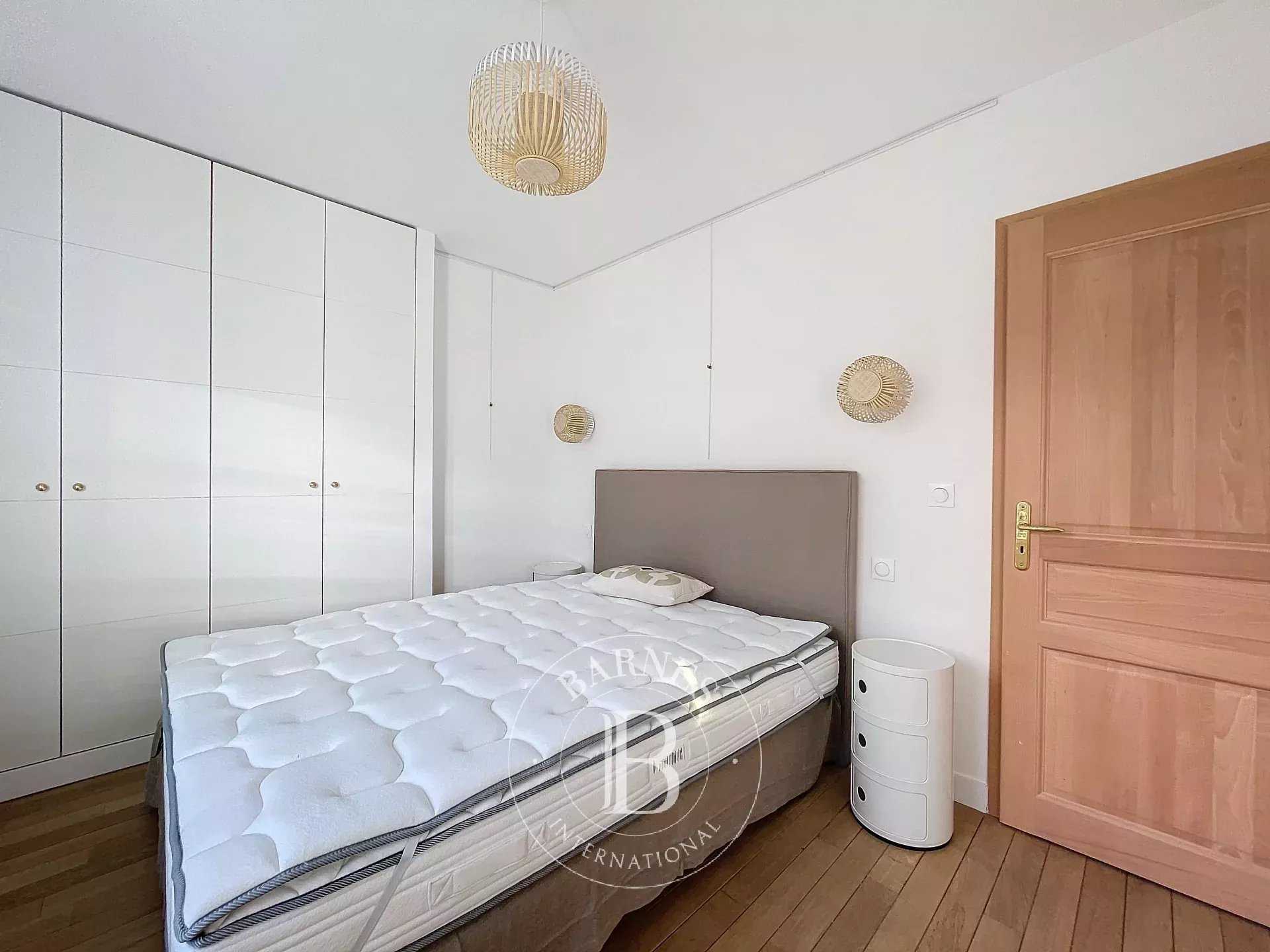 La Celle-Saint-Cloud  - Maison 5 Pièces 4 Chambres