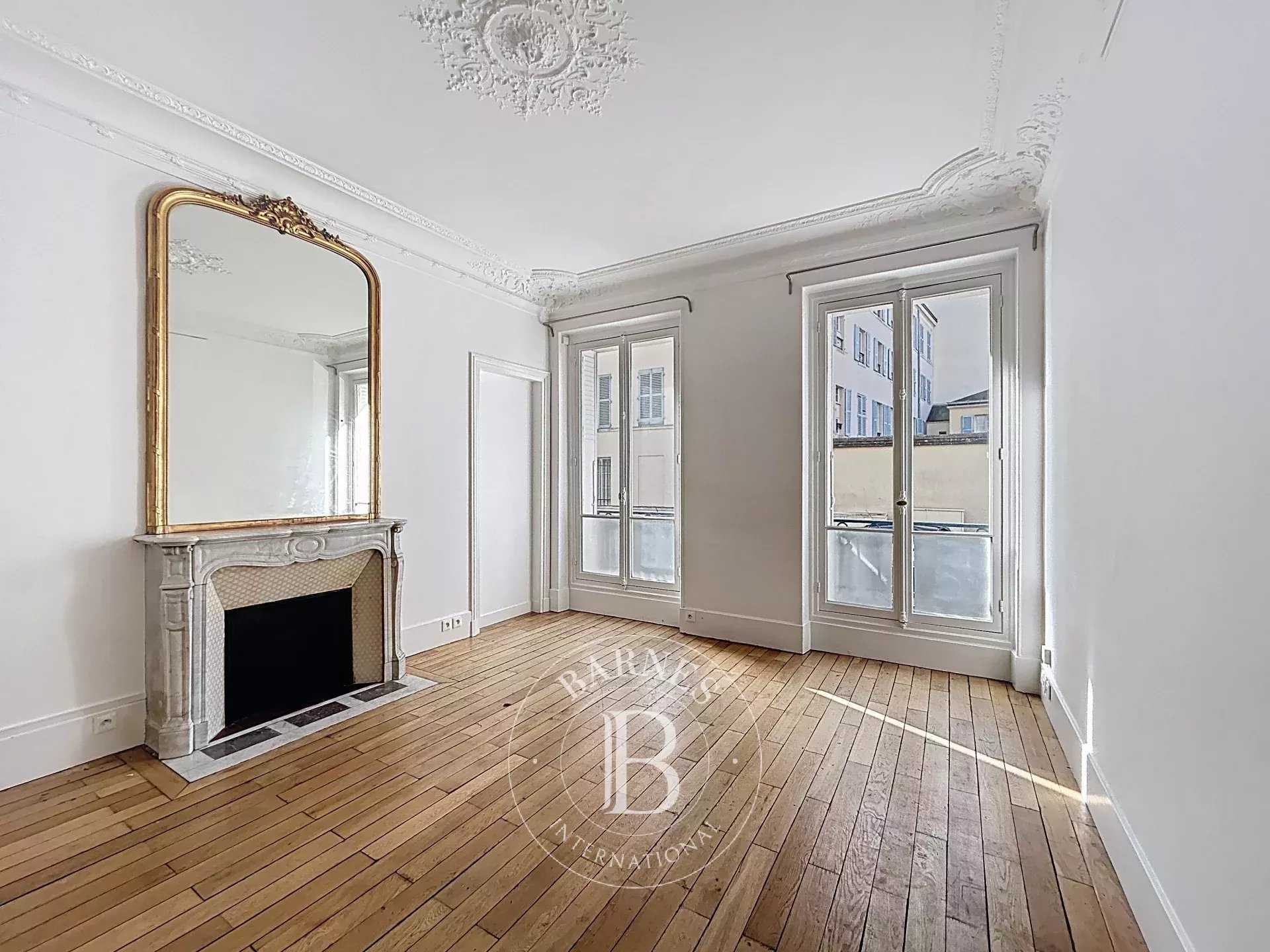 Versailles  - Apartment 3 Bedrooms