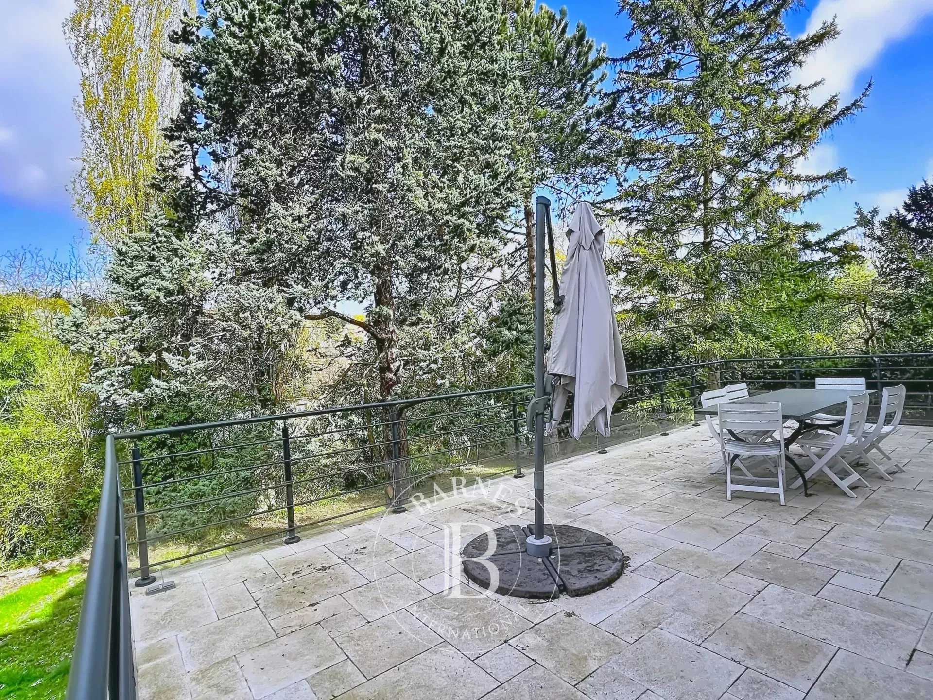 Marly-le-Roi  - Maison 5 Pi&egrave;ces 3 Chambres