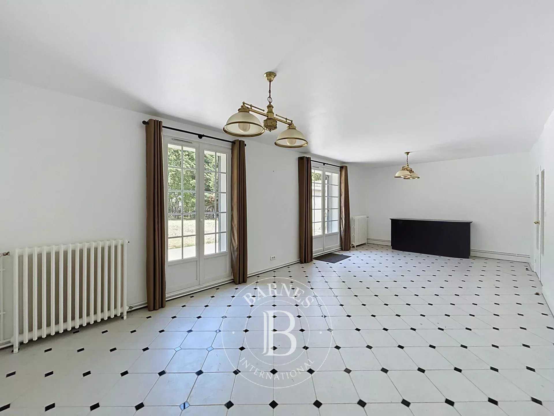 Le Vésinet  - Maison 9 Pi&egrave;ces 7 Chambres