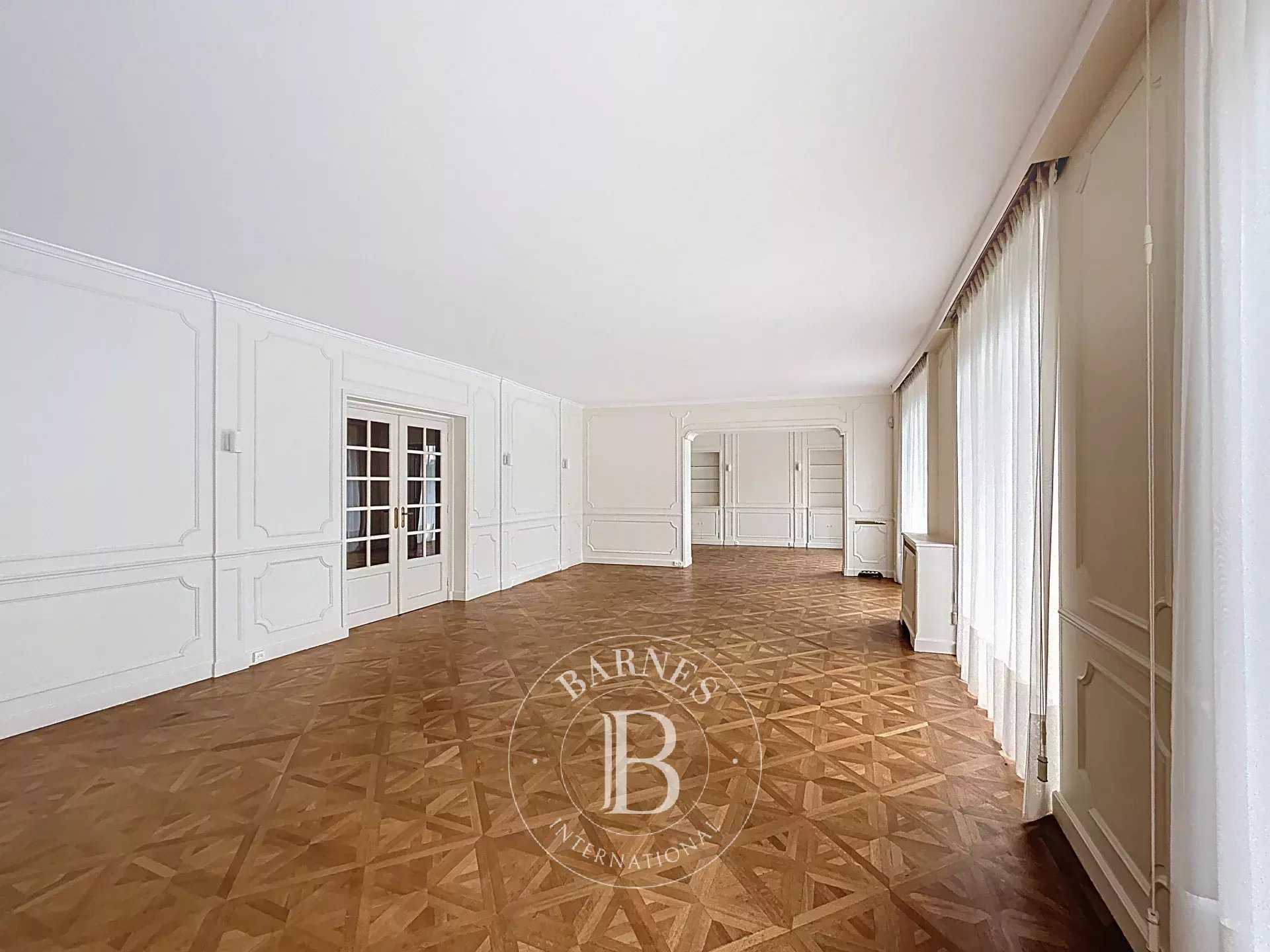 Saint-Germain-en-Laye  - Appartement 6 Pièces 4 Chambres