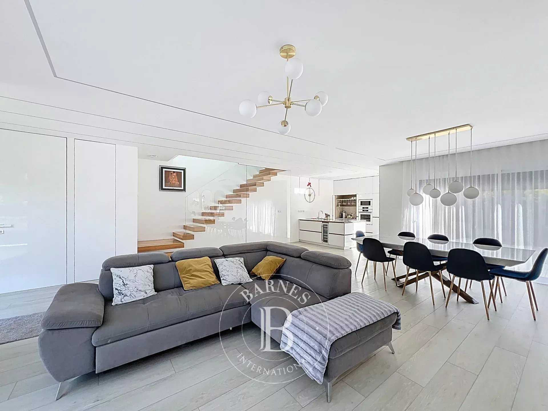 Mareil-Marly  - Maison 5 Pi&egrave;ces 4 Chambres