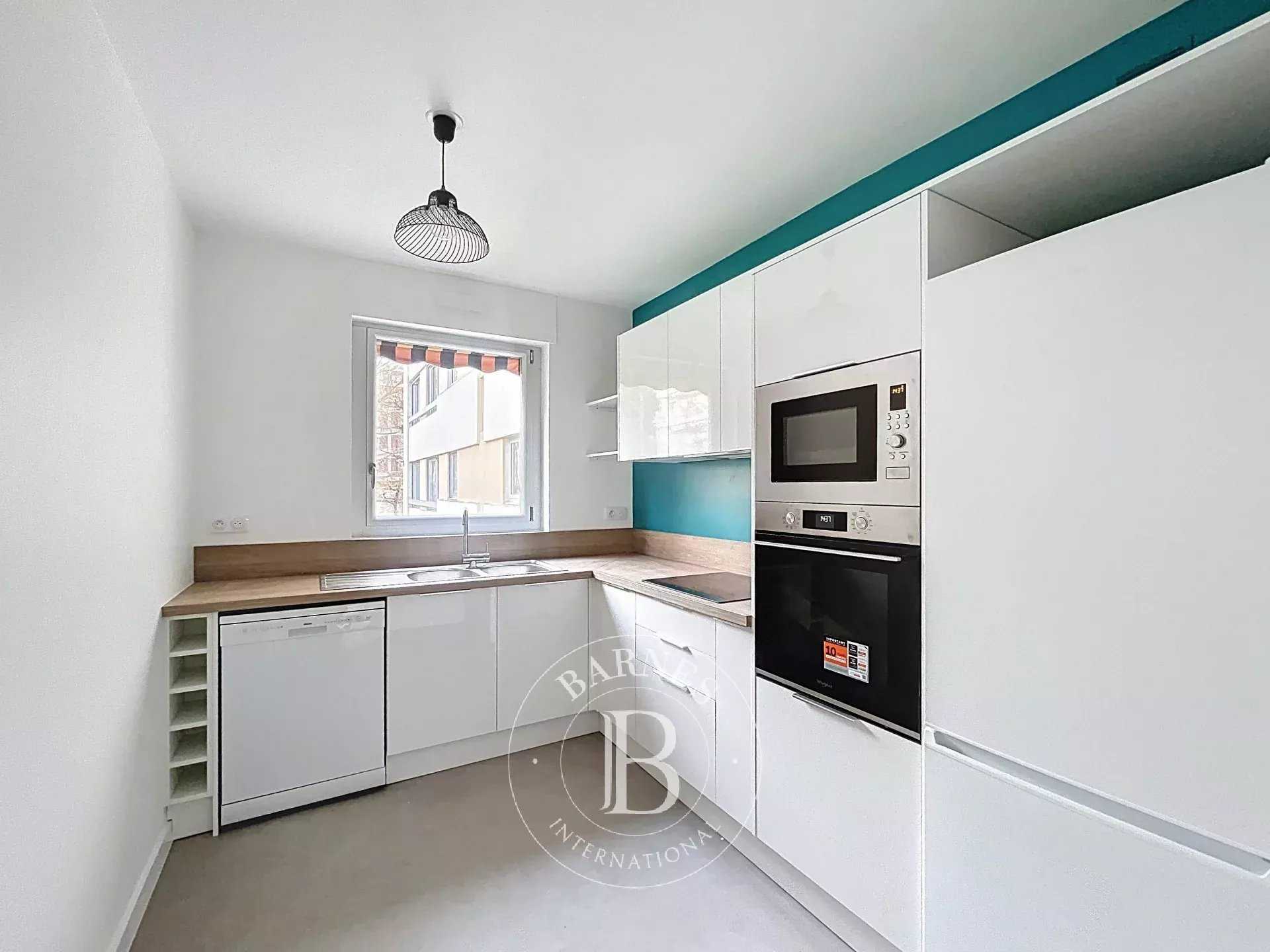 Saint-Germain-en-Laye  - Appartement 4 Pi&egrave;ces 3 Chambres