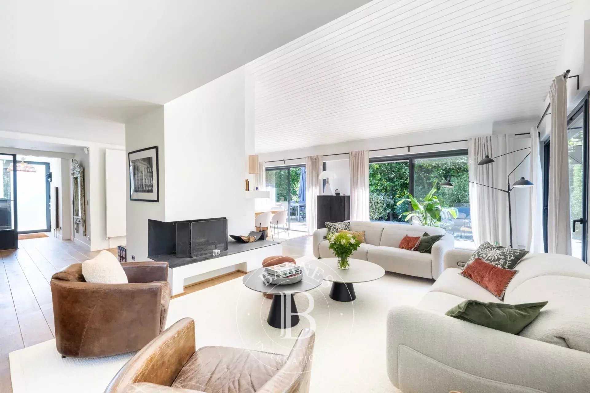 La Celle-Saint-Cloud  - House 6 Bedrooms