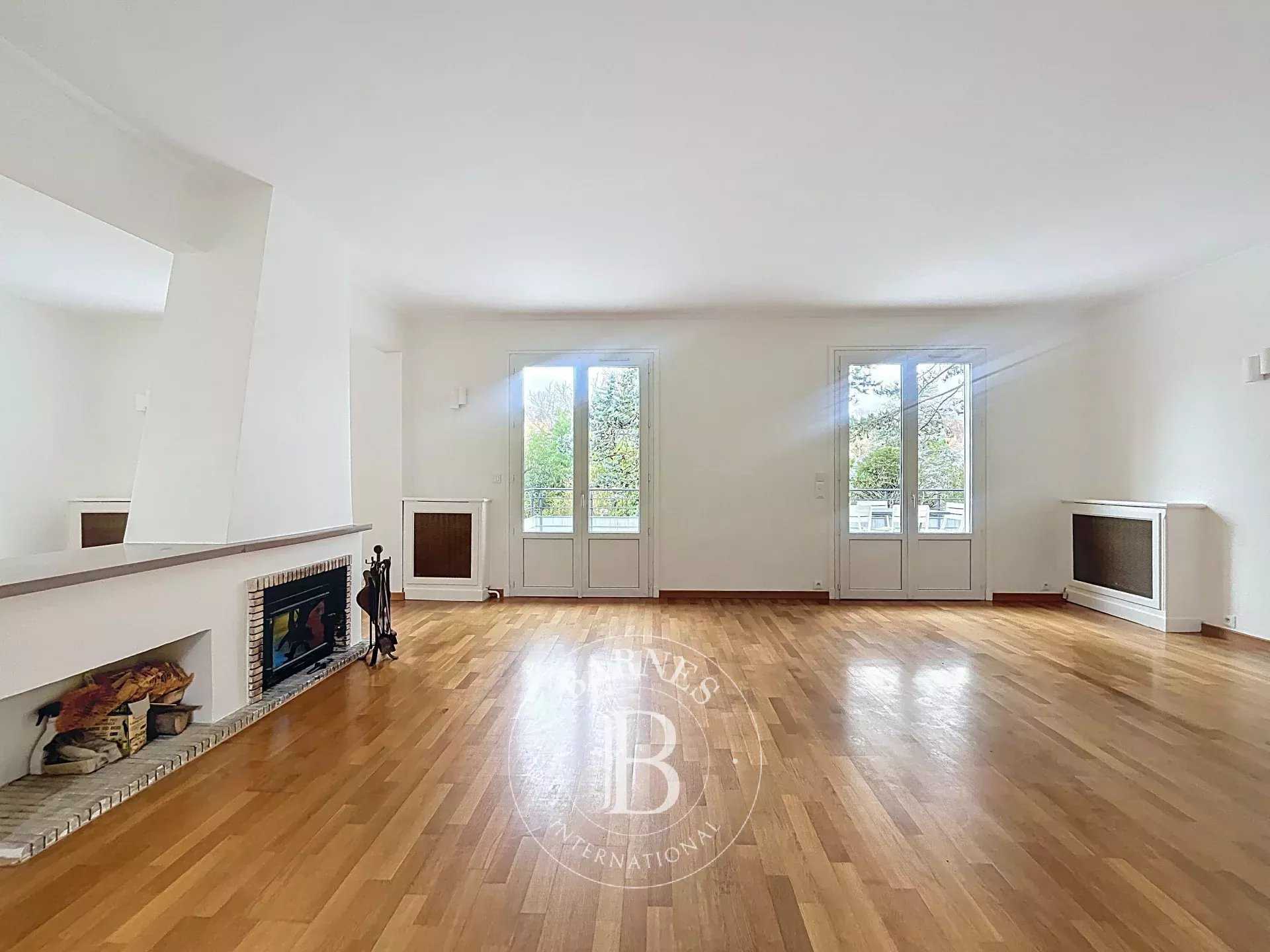 Marly-le-Roi  - House 3 Bedrooms