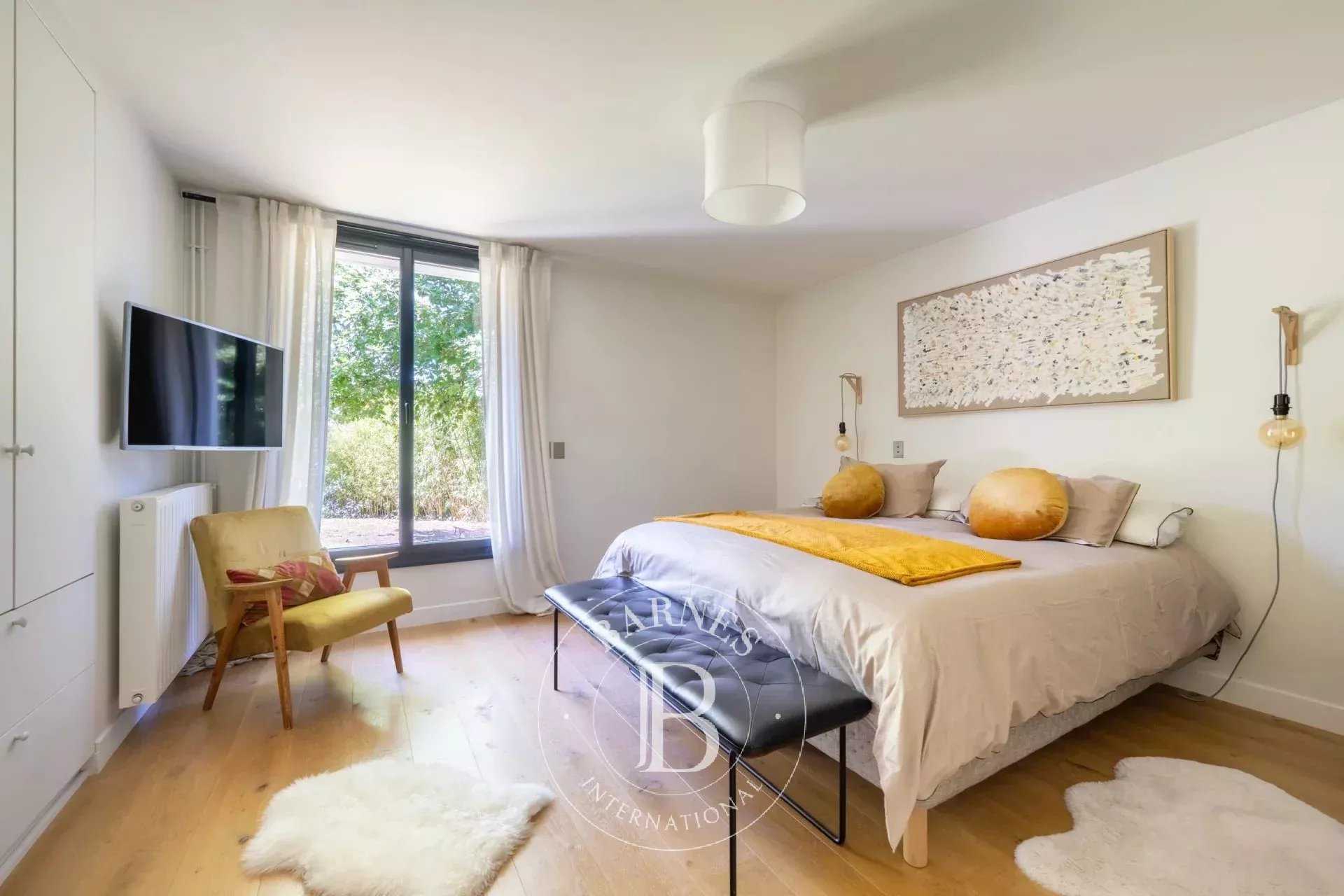 La Celle-Saint-Cloud  - House 6 Bedrooms