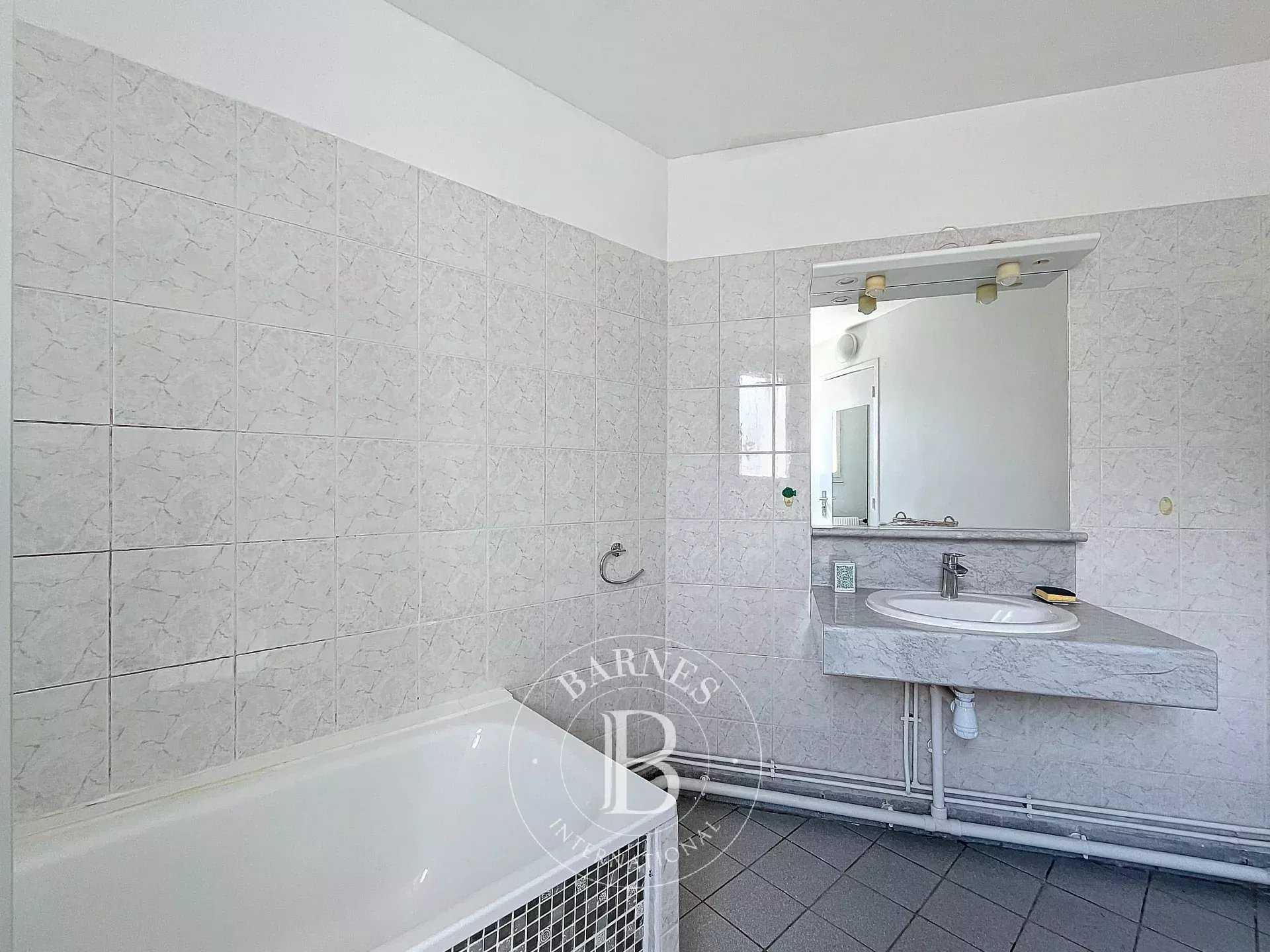 Versailles  - Appartement 2 Pièces, 1 Chambre