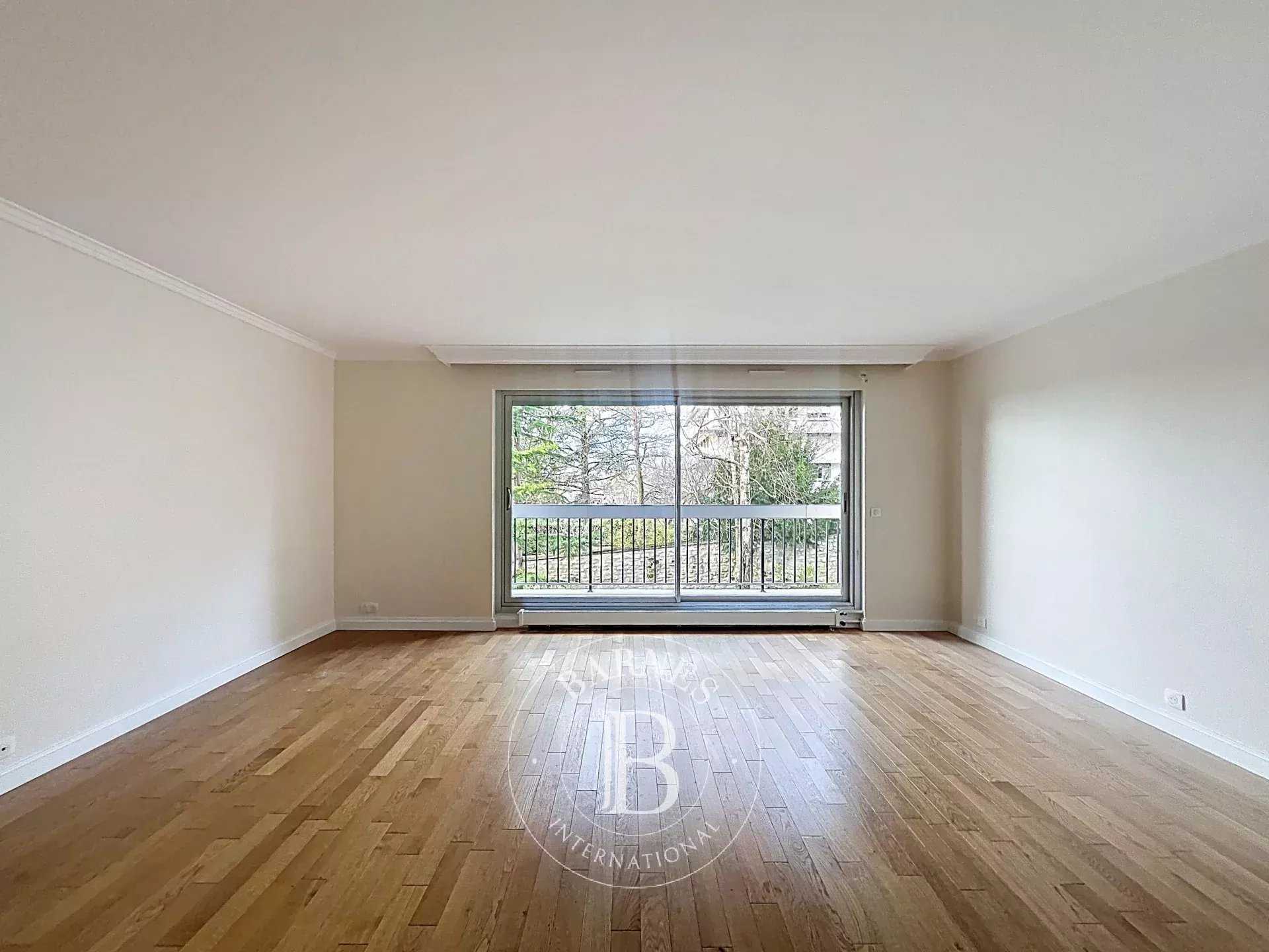 Saint-Germain-en-Laye  - Appartement 4 Pi&egrave;ces 3 Chambres